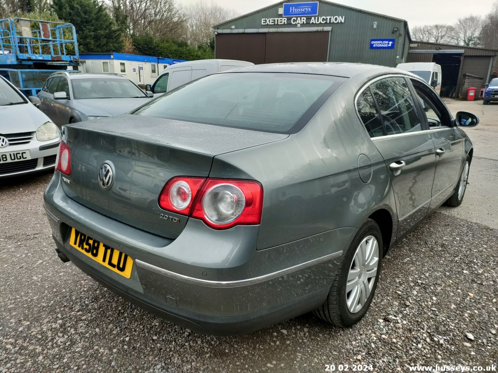 08/58 VOLKSWAGEN PASSAT SEL TDI - 1968cc 4dr Saloon (Green) - Image 29 of 49