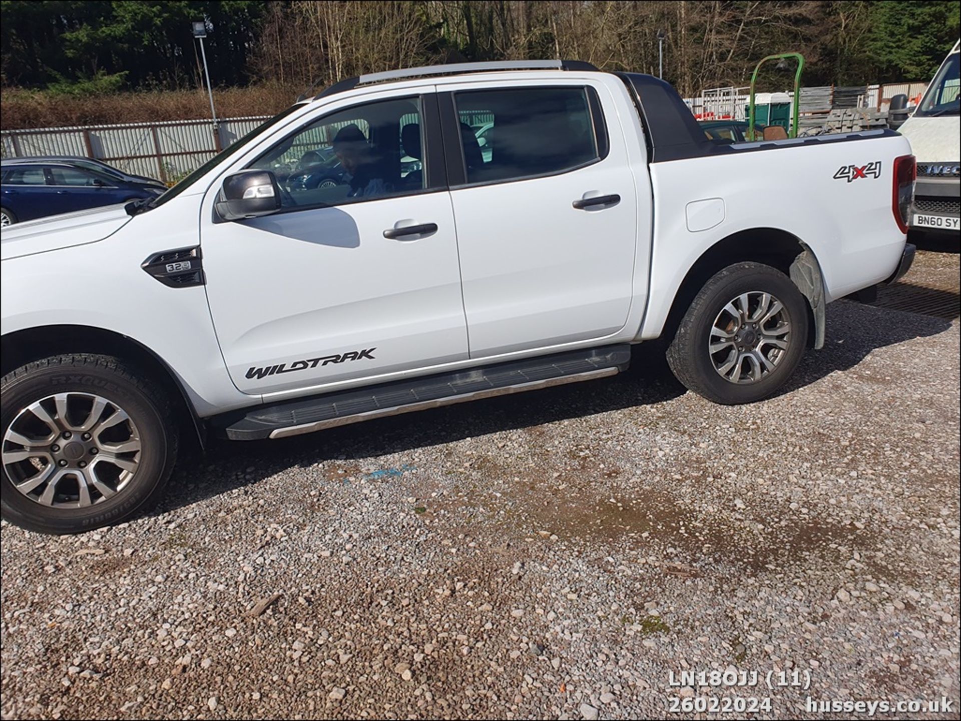 18/18 FORD RANGER WILDTRAK 4X4 DCB T - 3198cc 4dr Pickup (White, 46k) - Image 12 of 42