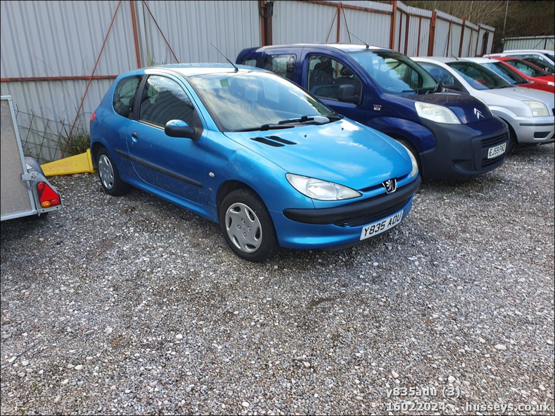 2001 PEUGEOT 206 LX AUTO - 1360cc 3dr Hatchback (Blue, 85k) - Image 4 of 22