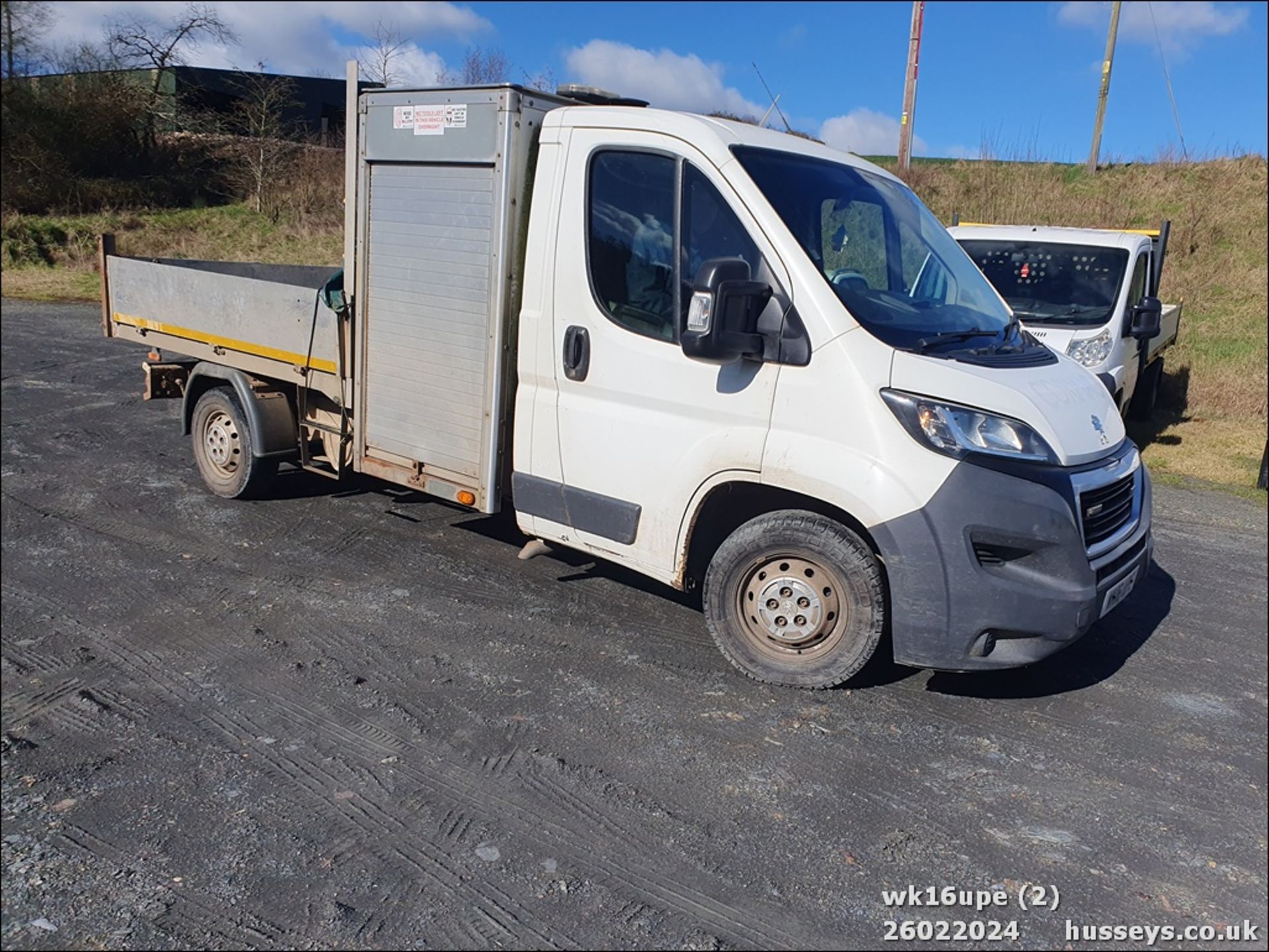 16/16 PEUGEOT BOXER 335 L2S HDI - 2198cc 2dr Tipper (White, 167k) - Image 3 of 45