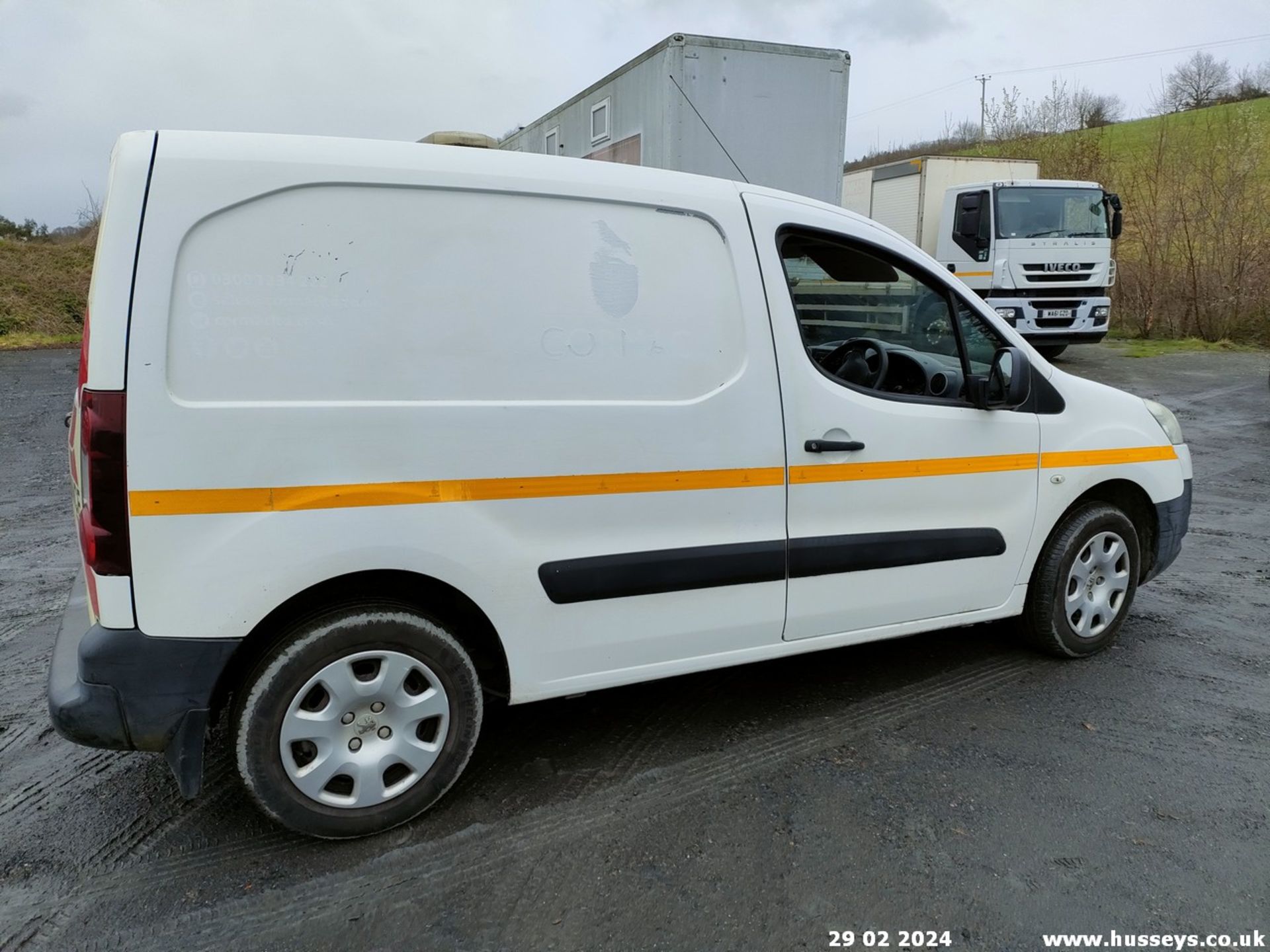 13/63 PEUGEOT PARTNER 850 SE L1 HDI - 1560cc 5dr Van (White, 115k) - Image 38 of 56