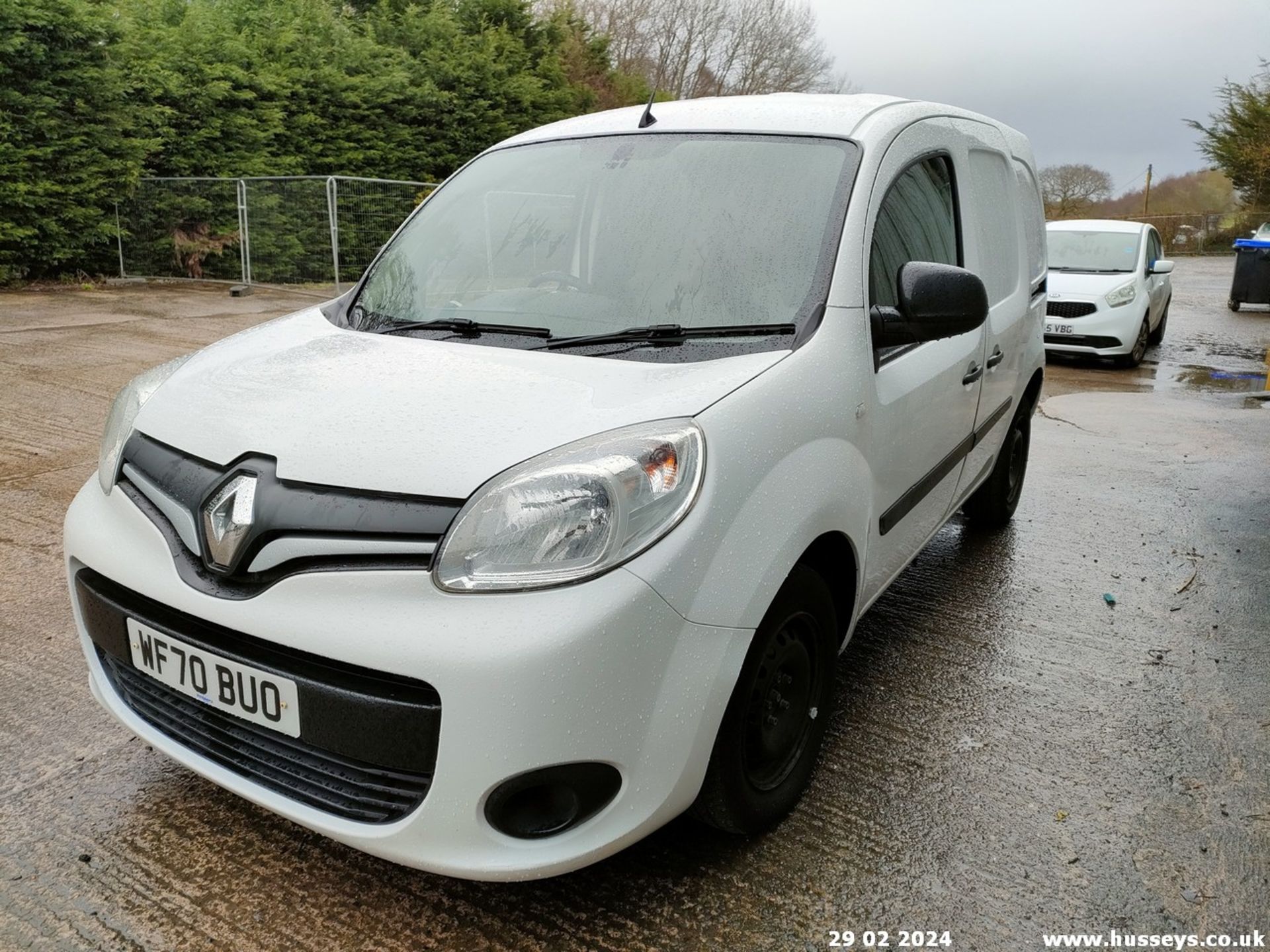 20/70 RENAULT KANGOO ML19 B-SNESS+ ENER - 1461cc (White, 147k) - Image 12 of 54