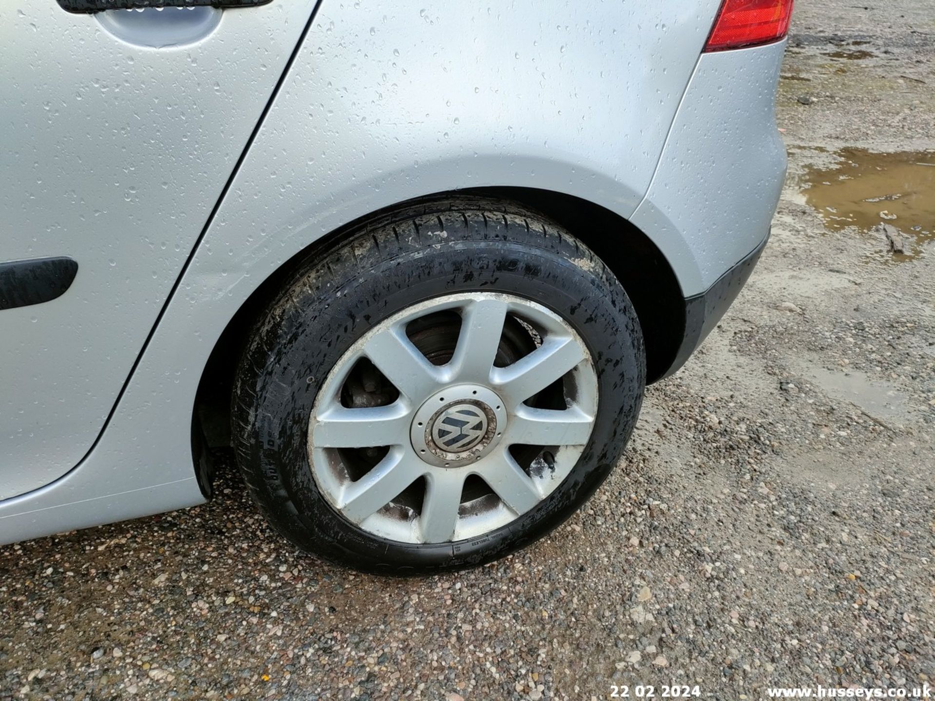 08/08 VOLKSWAGEN GOLF TDI S - 1896cc 5dr Hatchback (Silver) - Image 21 of 48