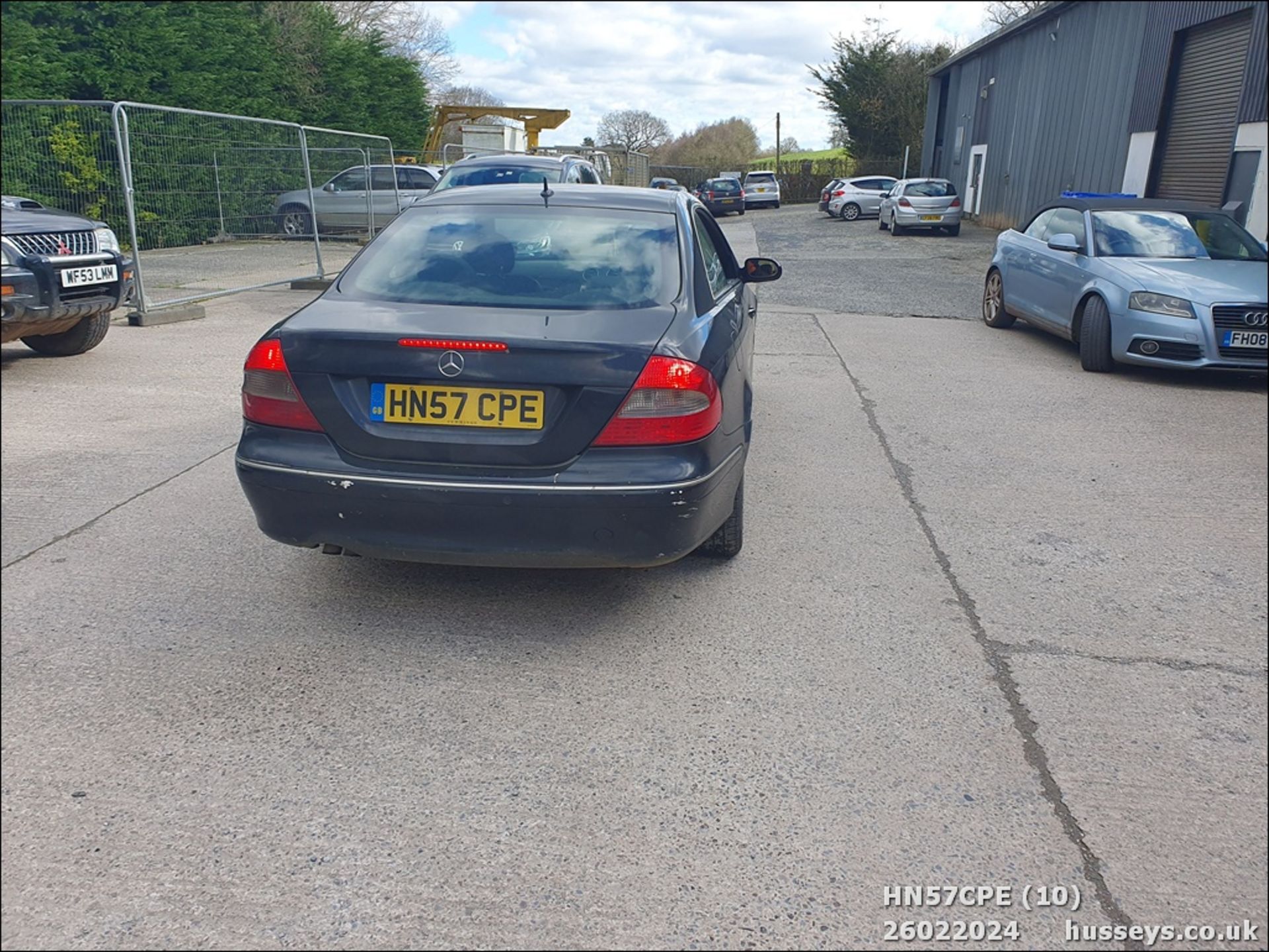 07/57 MERCEDES CLK320 CDI AVANTGARDE A - 2987cc 2dr Coupe (Black, 209k) - Image 11 of 32