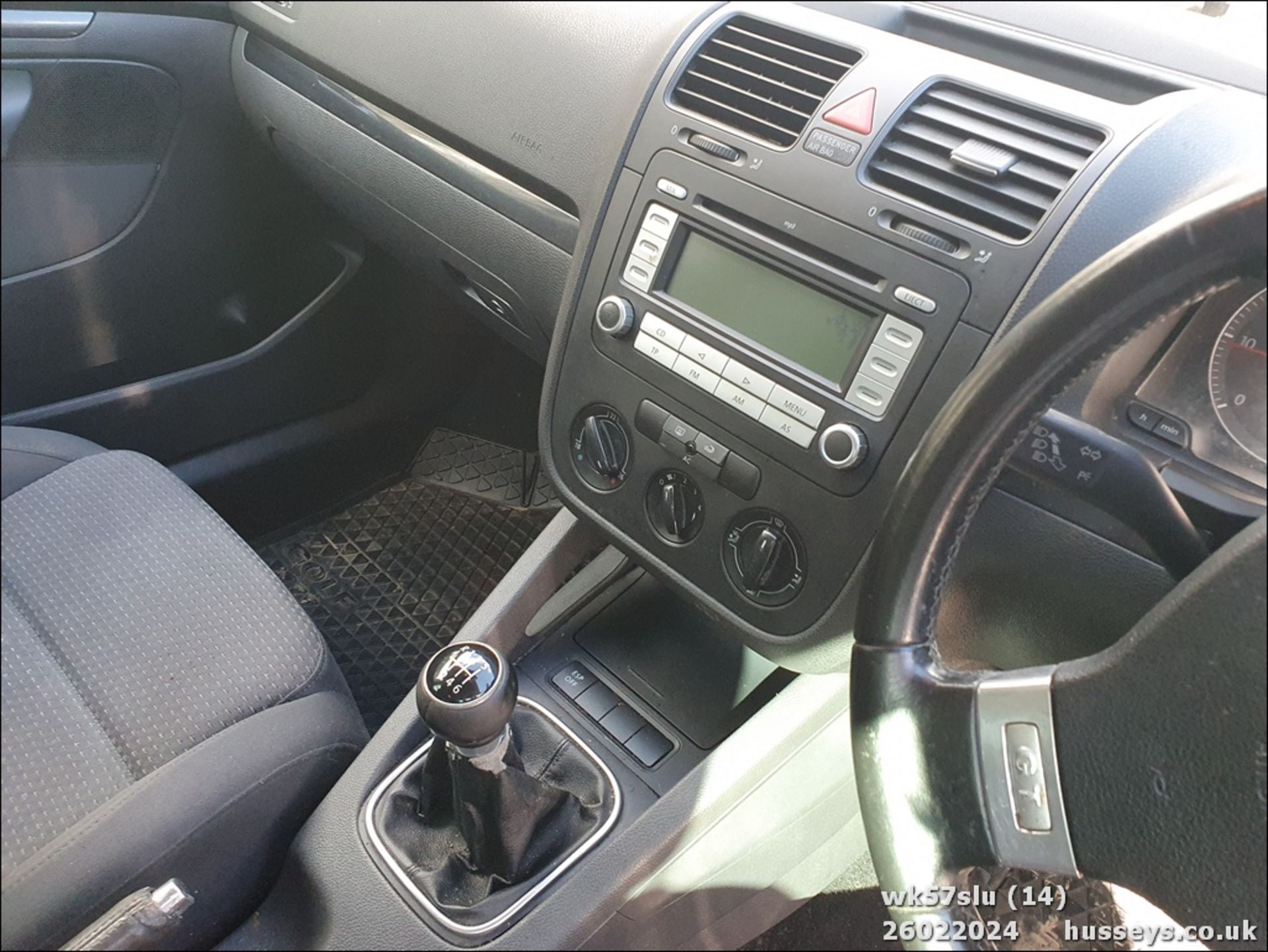 07/57 VOLKSWAGEN GOLF GT TDI 140 - 1968cc 5dr Hatchback (.Grey, 230k) - Image 15 of 33