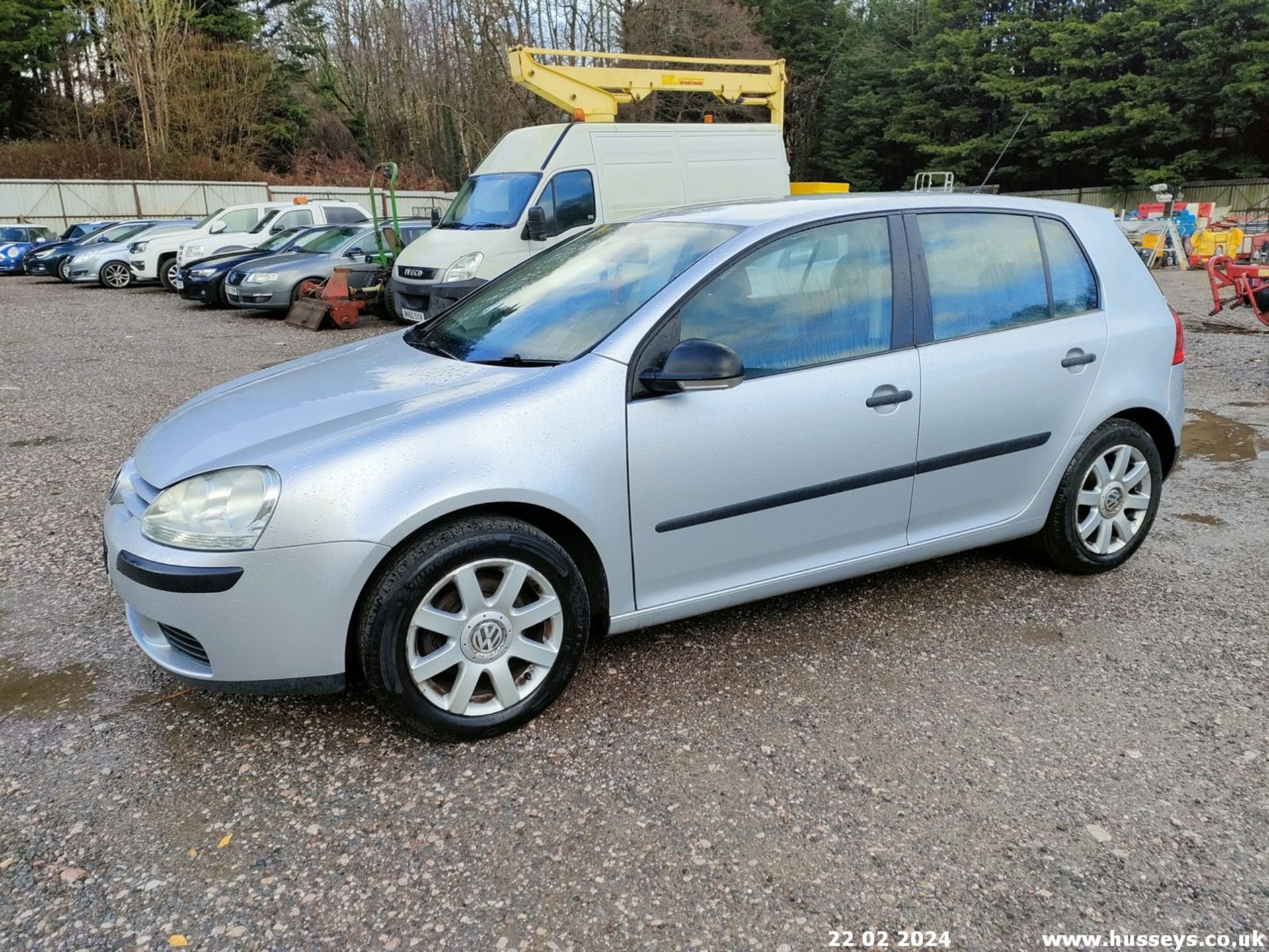 08/08 VOLKSWAGEN GOLF TDI S - 1896cc 5dr Hatchback (Silver) - Image 15 of 48