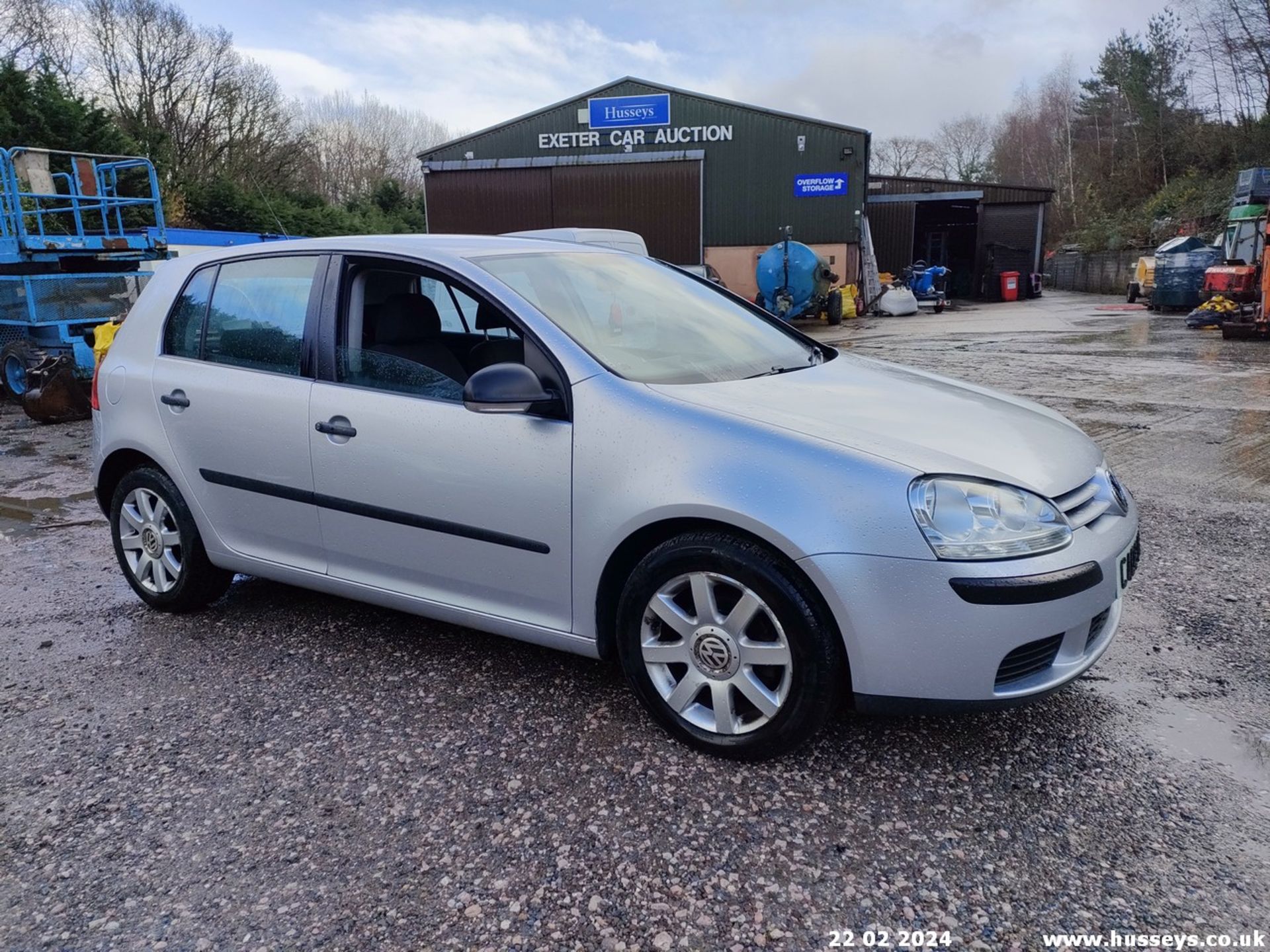 08/08 VOLKSWAGEN GOLF TDI S - 1896cc 5dr Hatchback (Silver) - Image 2 of 48