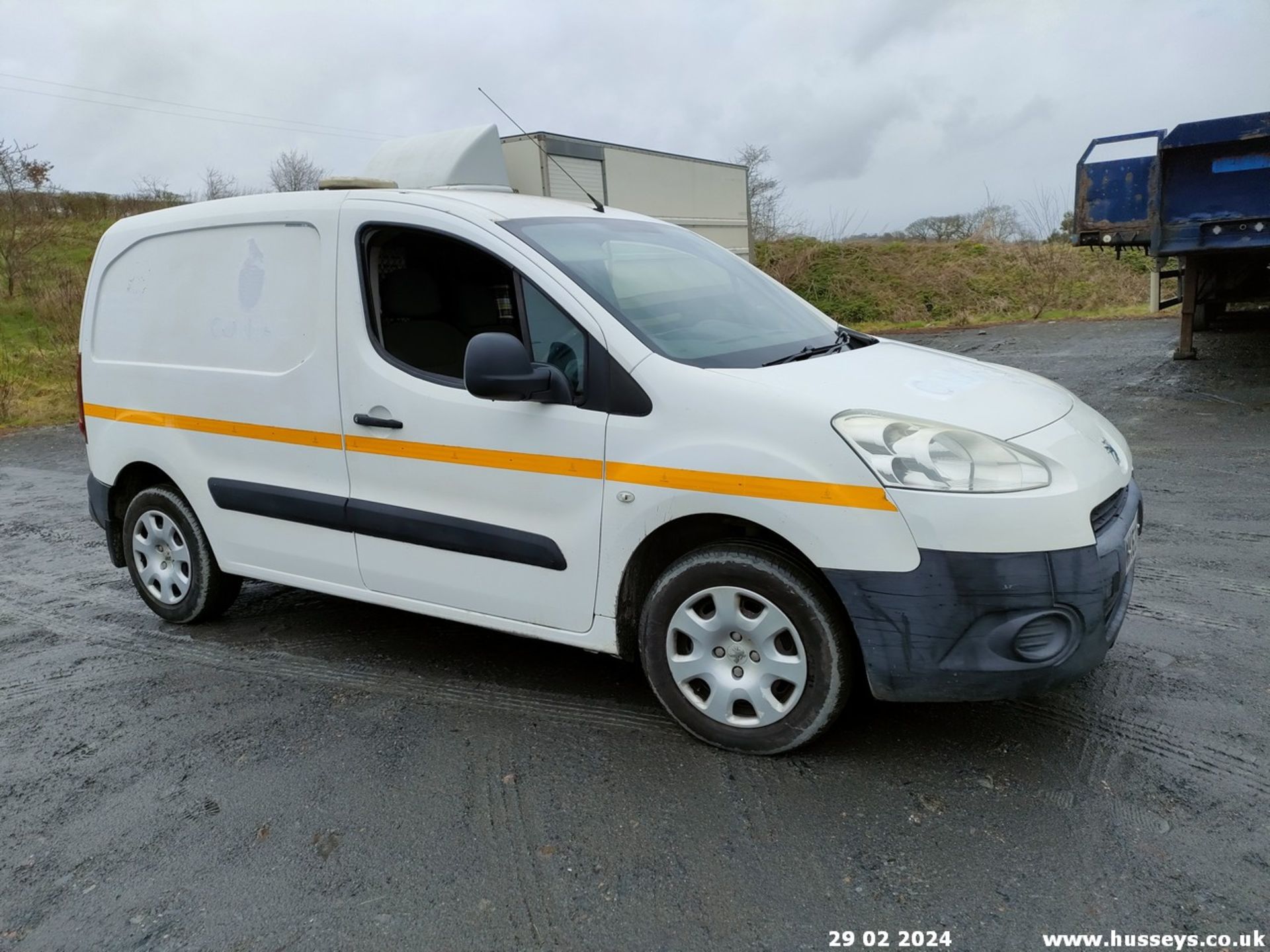 13/63 PEUGEOT PARTNER 850 SE L1 HDI - 1560cc 5dr Van (White, 115k) - Image 3 of 56