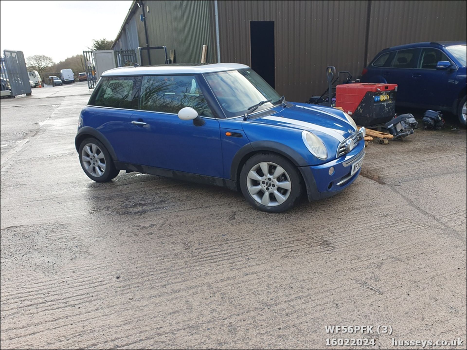 06/56 MINI MINI COOPER - 1598cc 3dr Hatchback (Blue, 101k) - Image 4 of 40