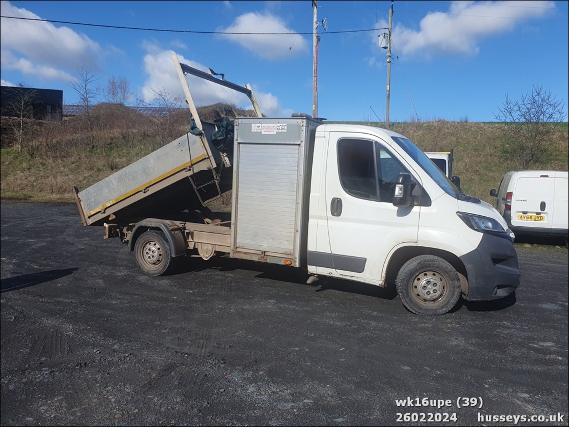 16/16 PEUGEOT BOXER 335 L2S HDI - 2198cc 2dr Tipper (White, 167k) - Image 40 of 45