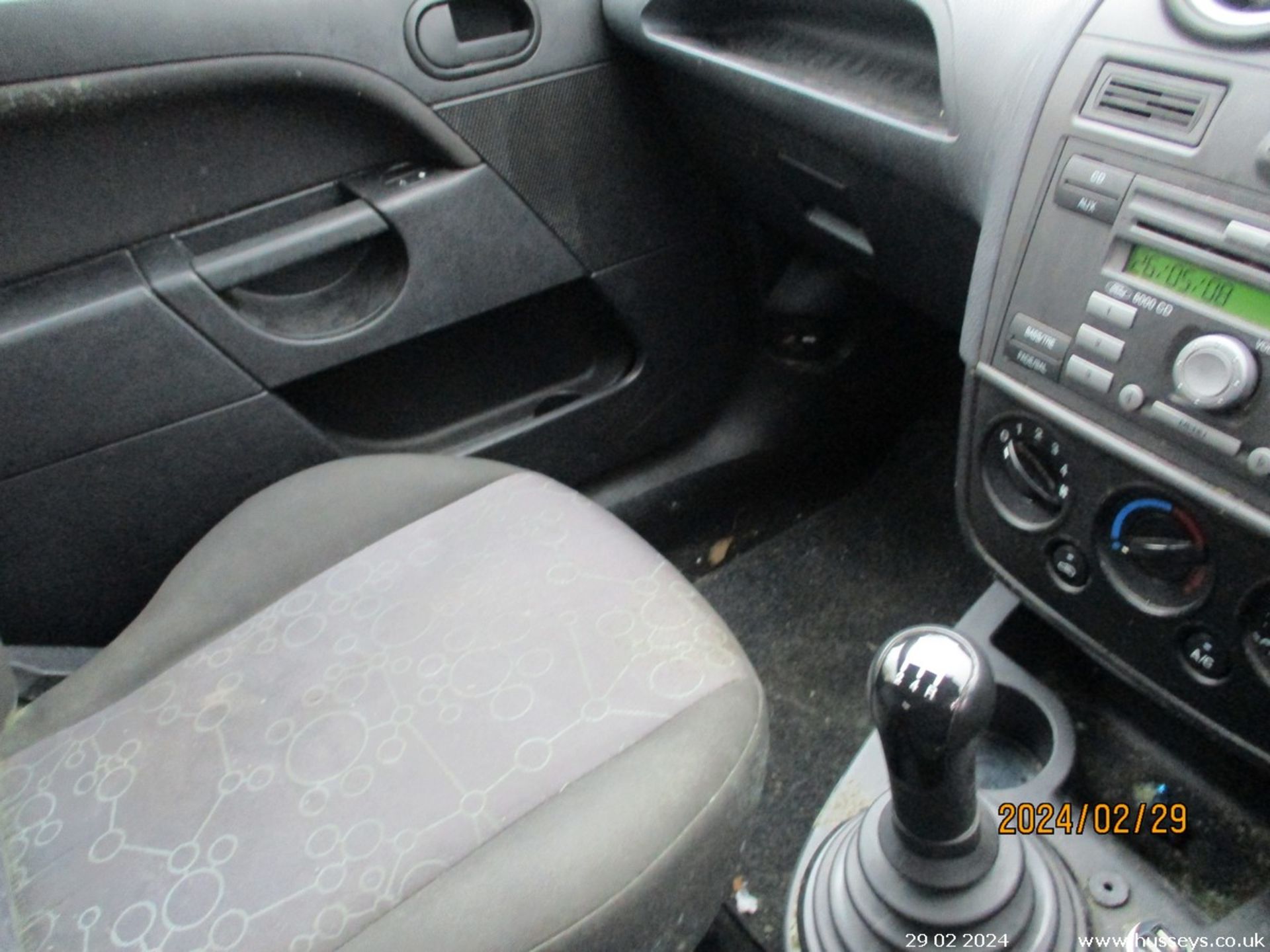 08/58 FORD FIESTA STYLE CLIMATE - 1242cc 3dr Hatchback (Black, 163k) - Image 11 of 12