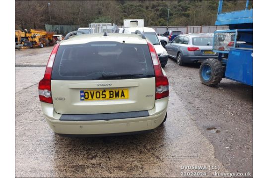 05/05 VOLVO V50 SE D (E4) - 1998cc 5dr Estate (Green, 178k) - Image 11 of 43