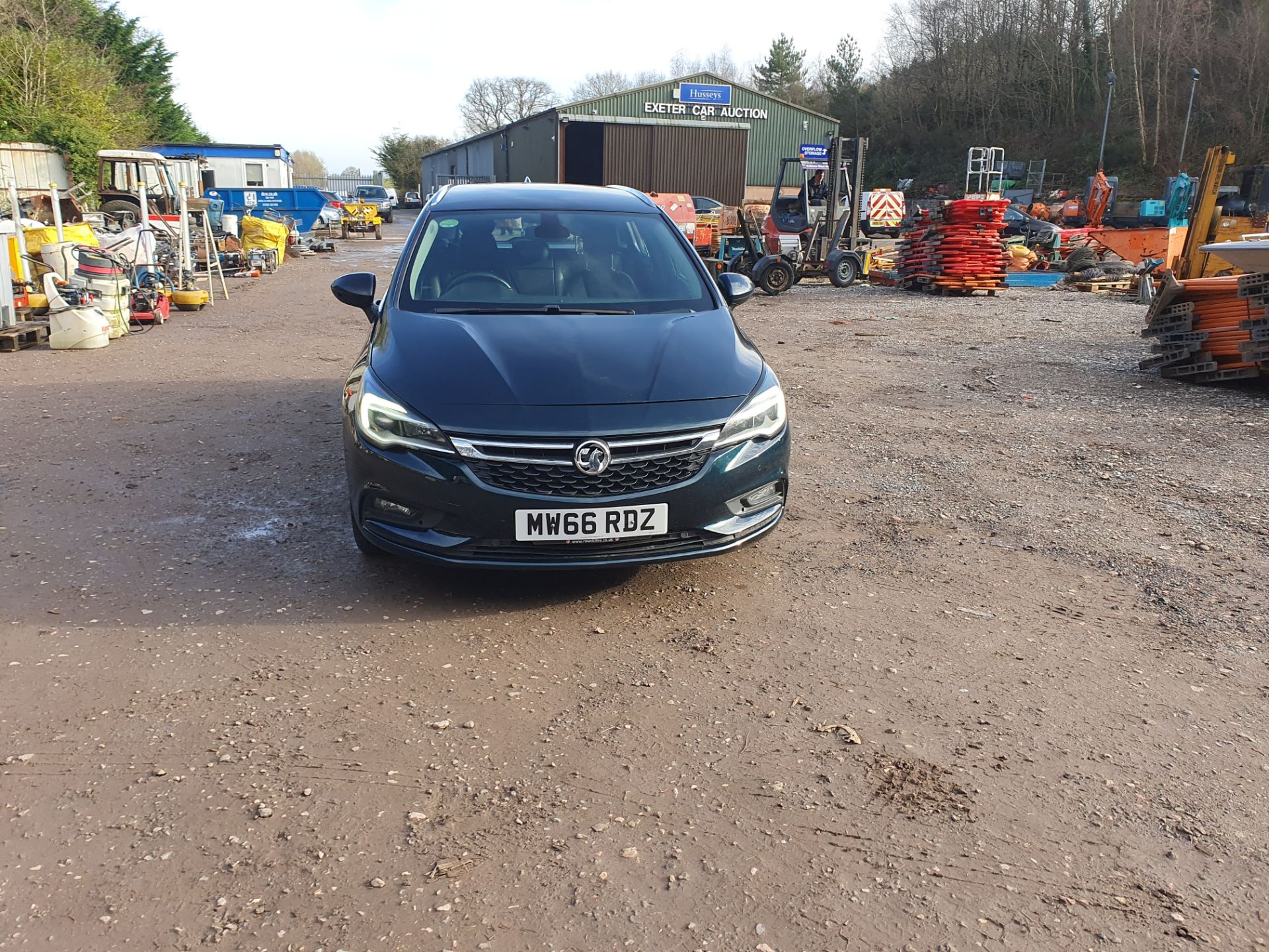 17/66 VAUXHALL ASTRA ELITE NAV CDTI S/S - 1598cc 5dr Estate (Green, 90k) - Image 7 of 54