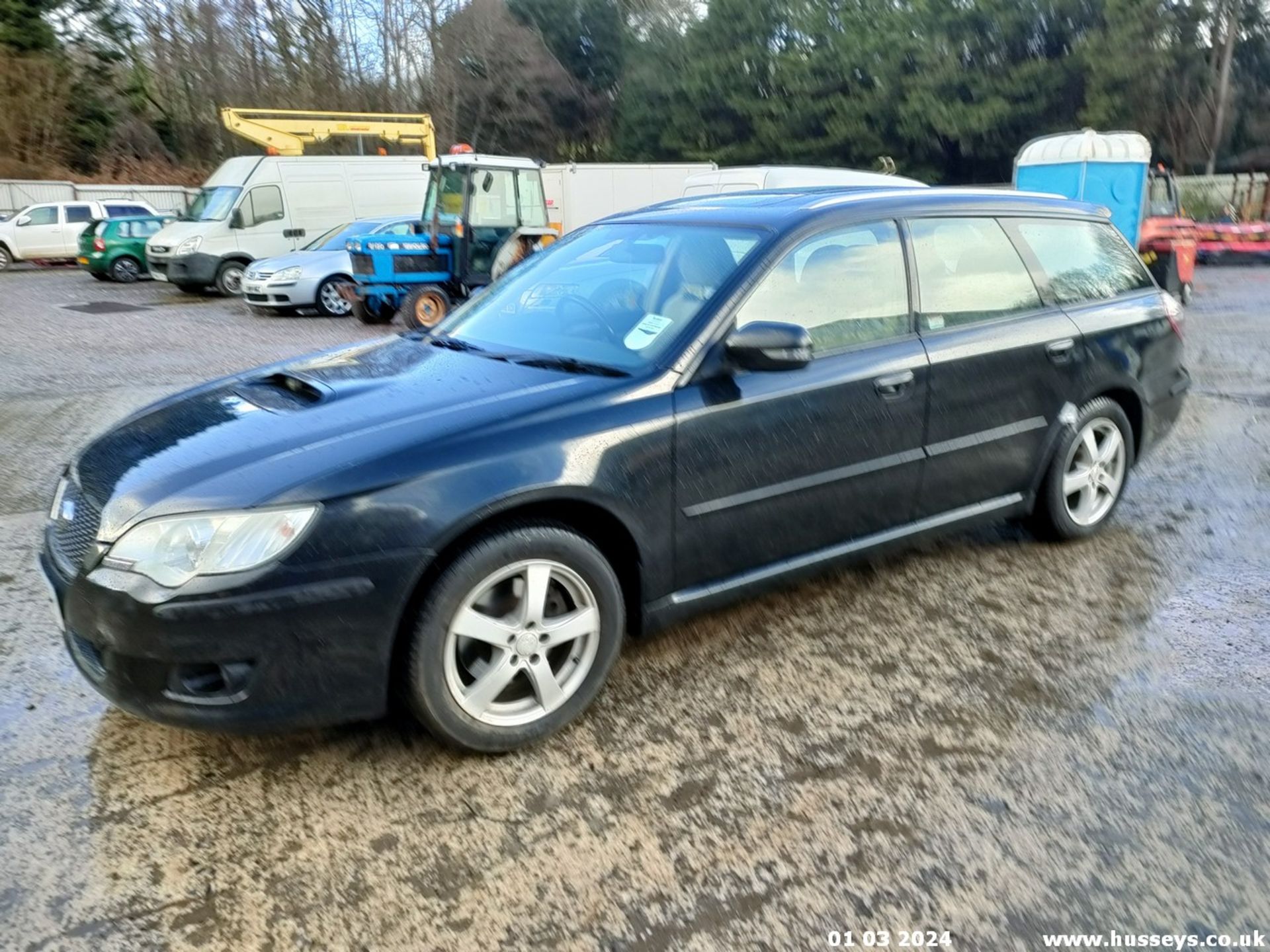 10/10 SUBARU LEGACY RE BOXER TD - 1998cc 5dr Estate (Black) - Image 29 of 50