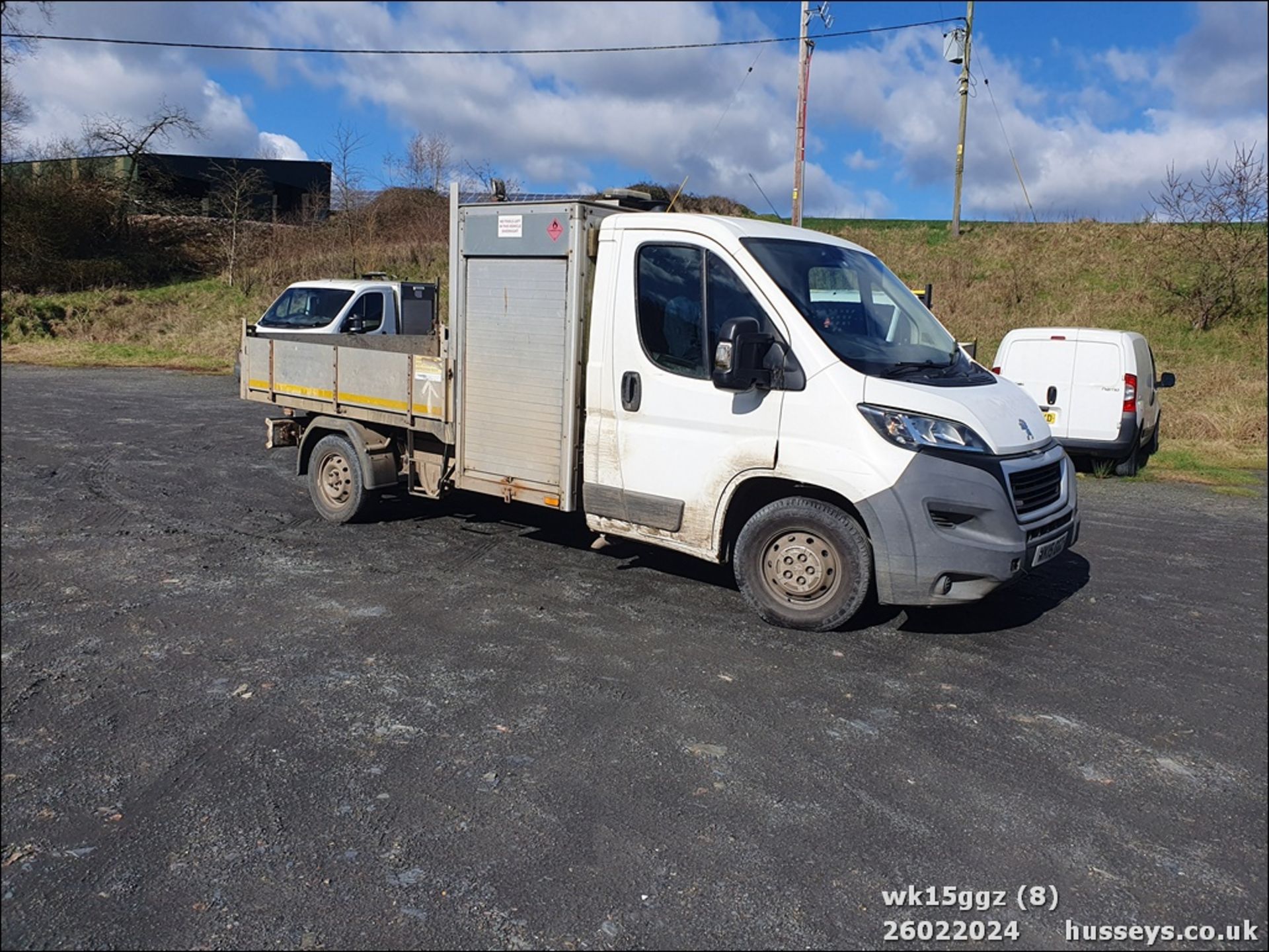 15/15 PEUGEOT BOXER 335 L2S HDI - 2198cc 2dr Tipper (White, 135k) - Image 9 of 40