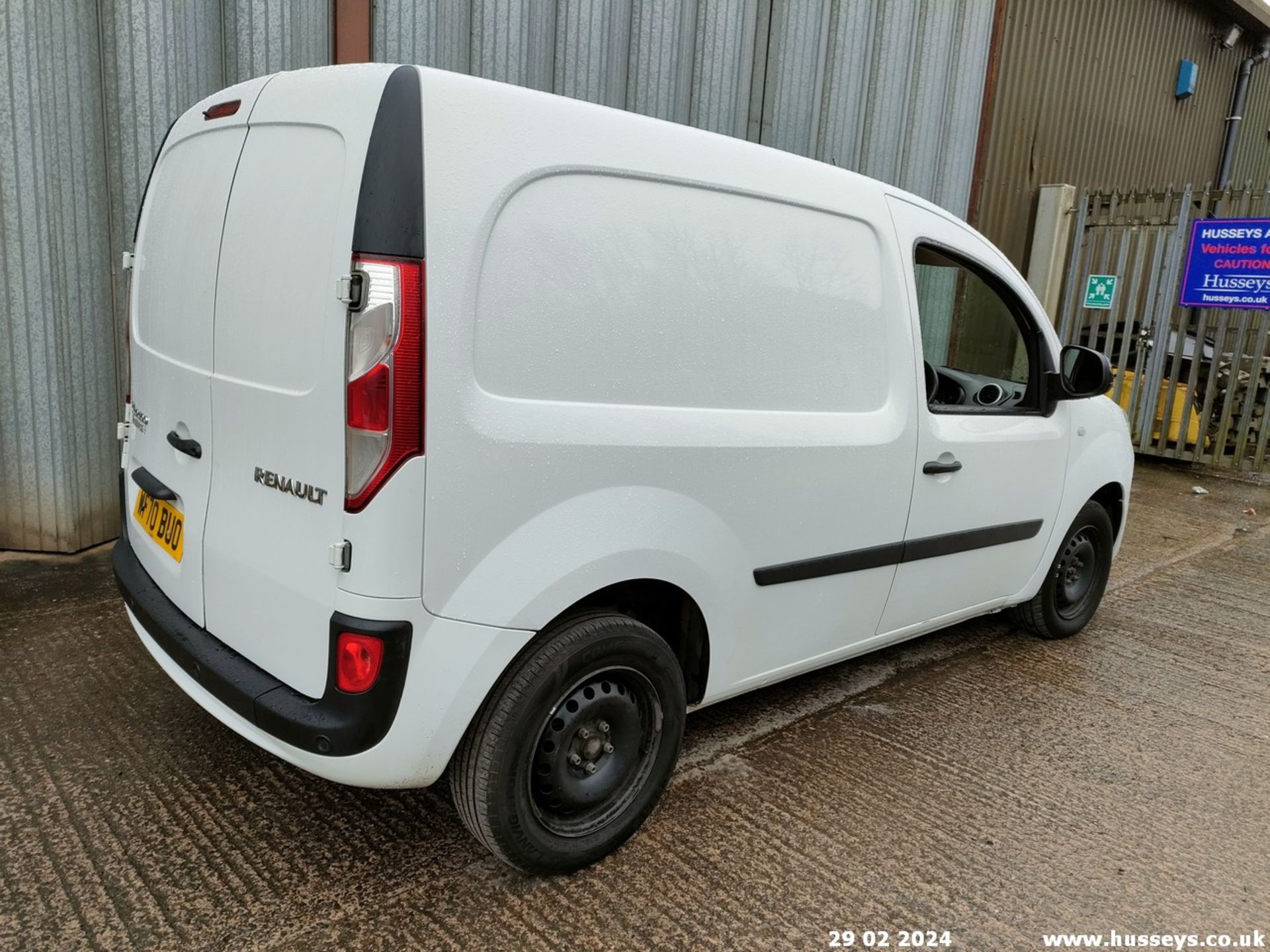 20/70 RENAULT KANGOO ML19 B-SNESS+ ENER - 1461cc (White, 147k) - Image 31 of 54