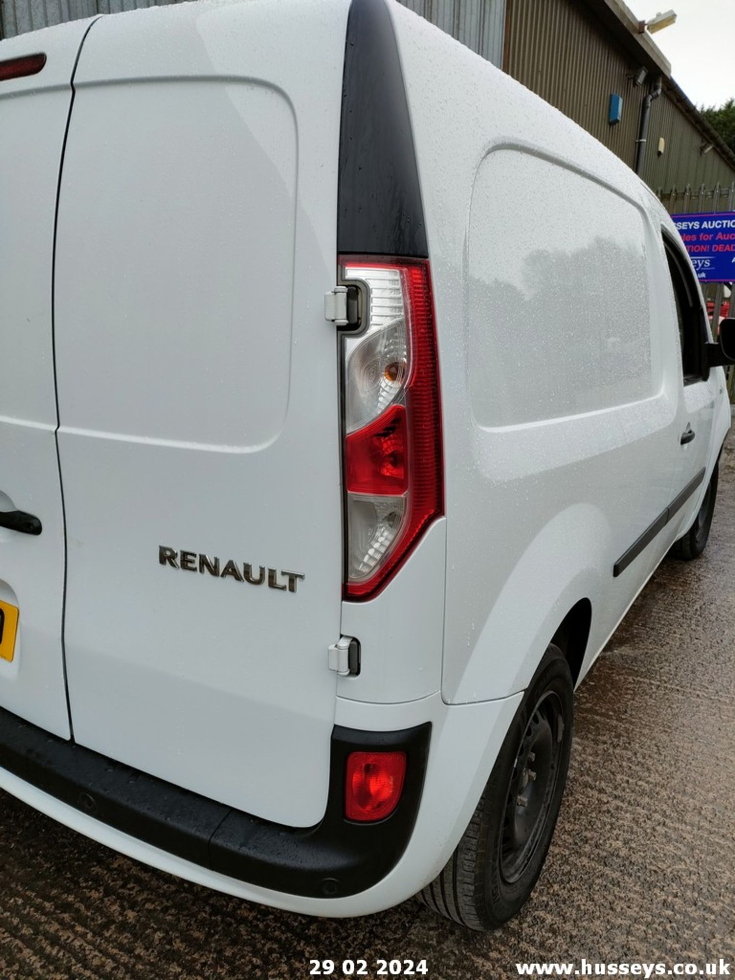 20/70 RENAULT KANGOO ML19 B-SNESS+ ENER - 1461cc (White, 147k) - Image 32 of 54