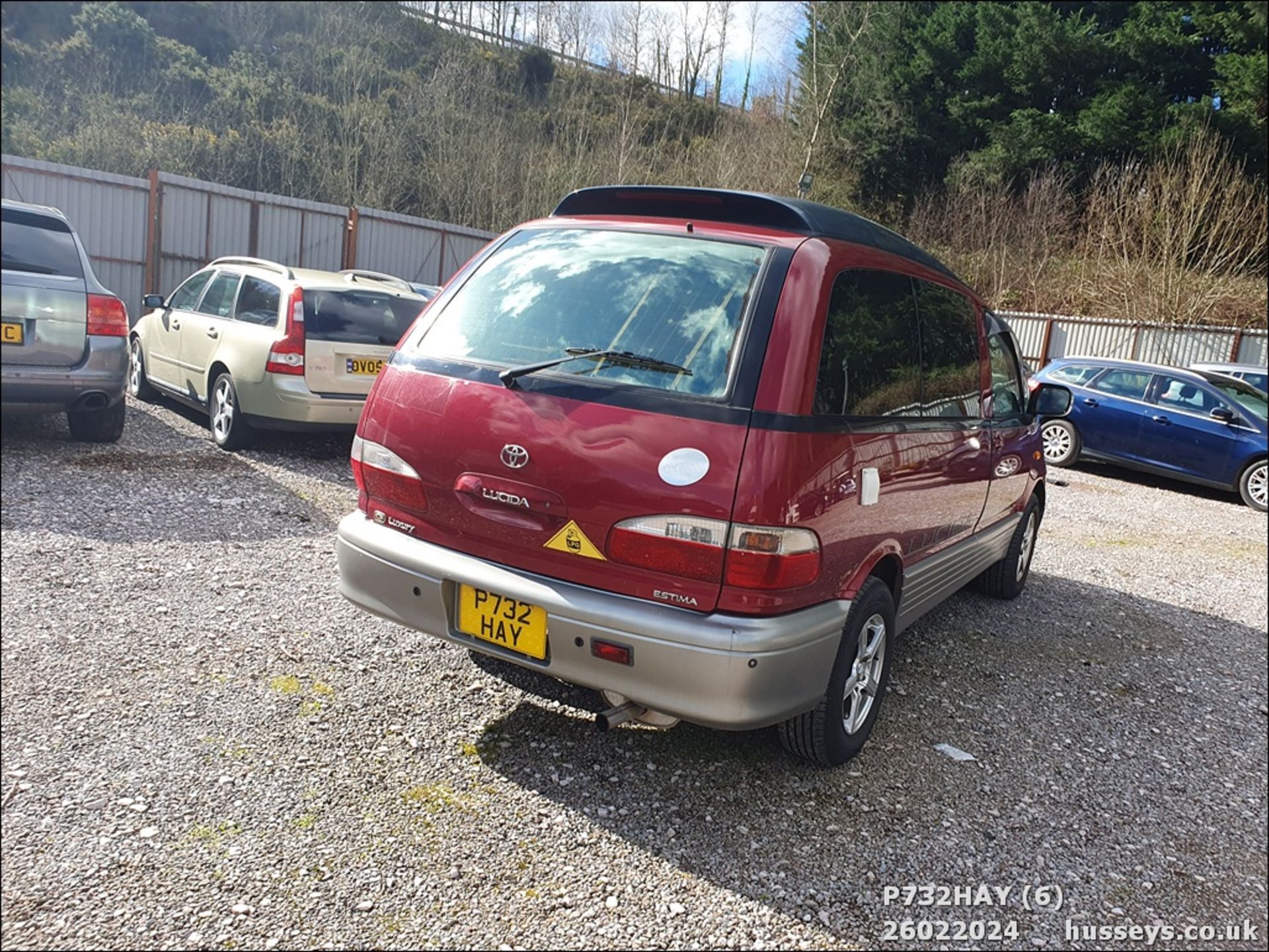 1997 TOYOTA LUCIDA - 2184cc 4dr Van (Red) - Image 7 of 22