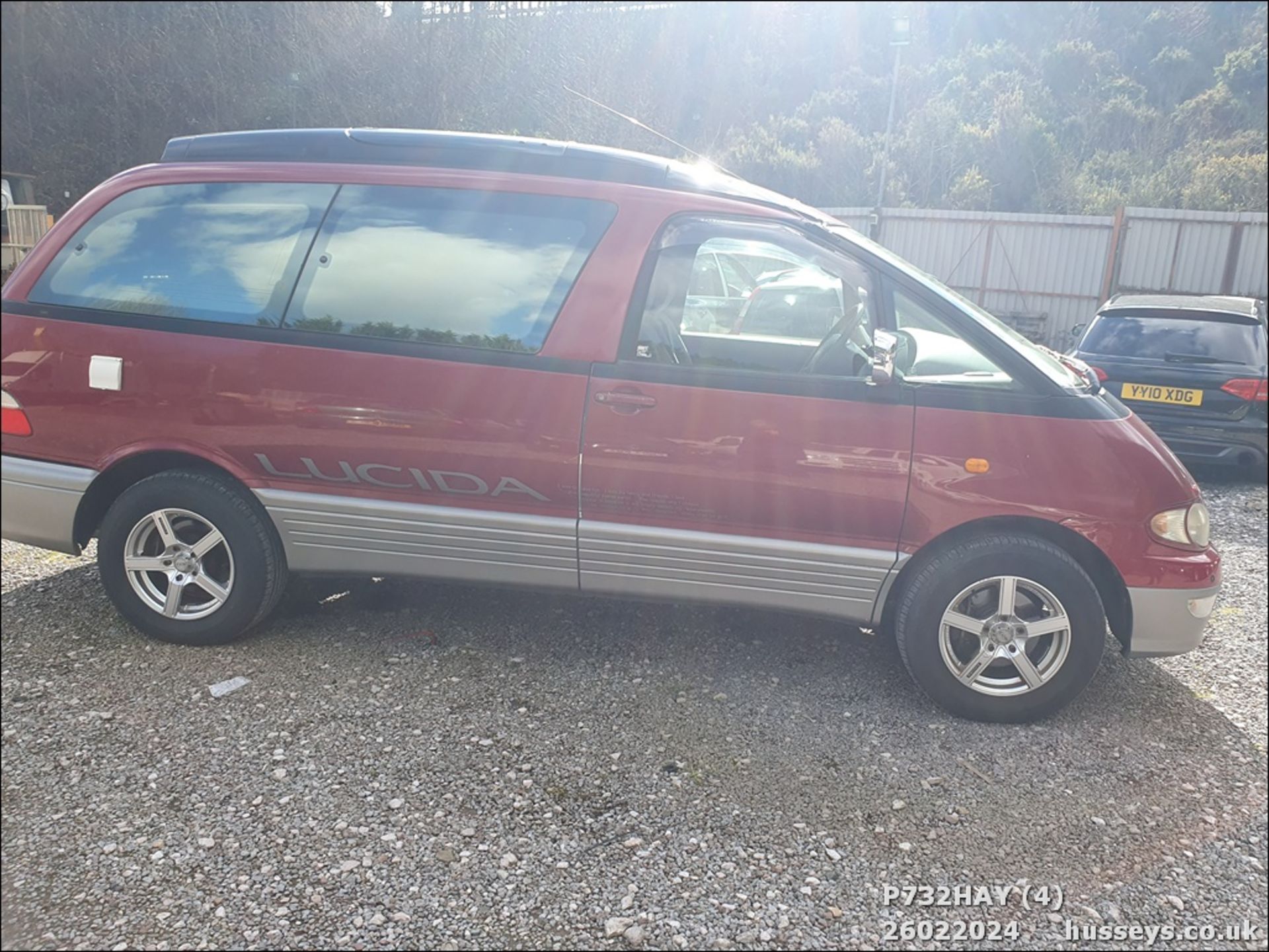 1997 TOYOTA LUCIDA - 2184cc 4dr Van (Red) - Image 5 of 22