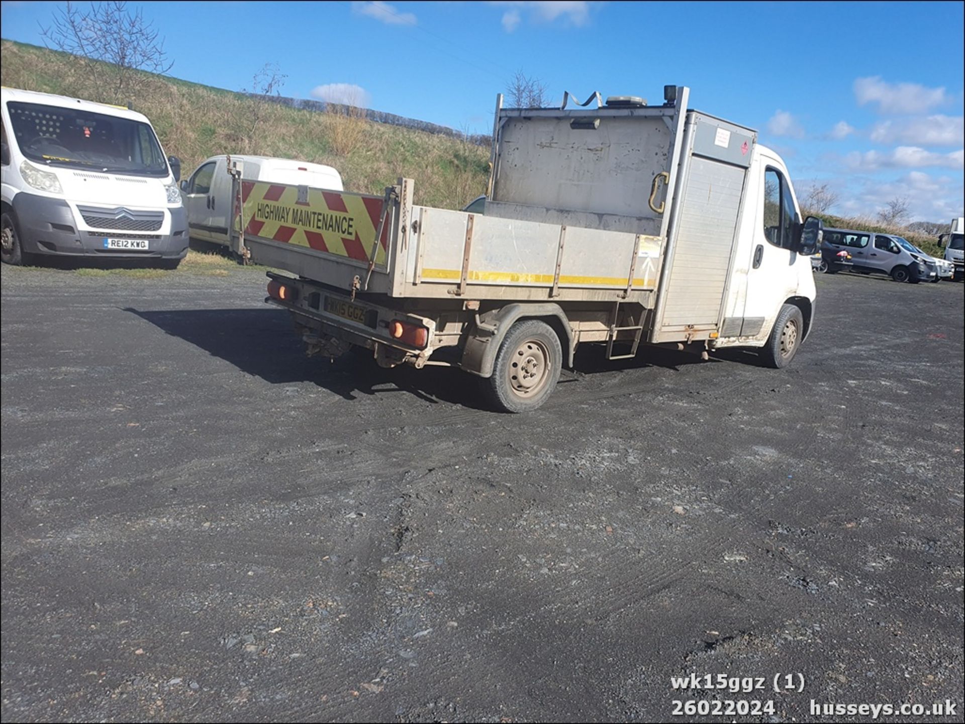 15/15 PEUGEOT BOXER 335 L2S HDI - 2198cc 2dr Tipper (White, 135k) - Image 2 of 40