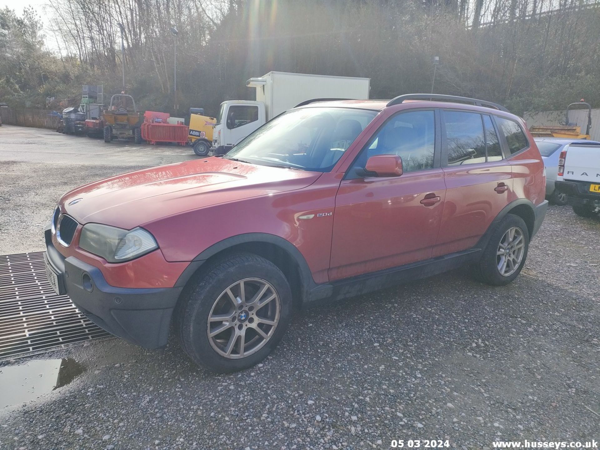 05/55 BMW X3 D SE - 1995cc 5dr Estate (Red, 188k) - Image 17 of 51