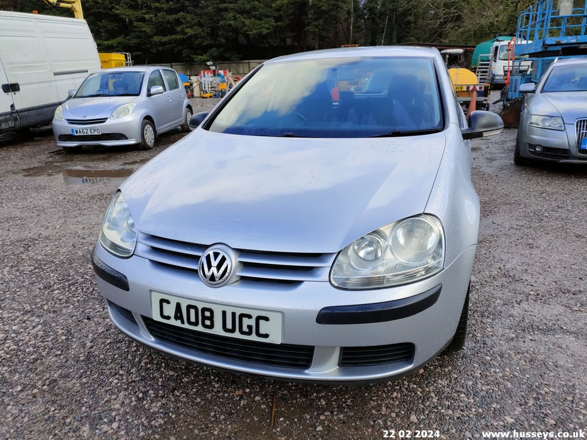 08/08 VOLKSWAGEN GOLF TDI S - 1896cc 5dr Hatchback (Silver) - Image 8 of 48