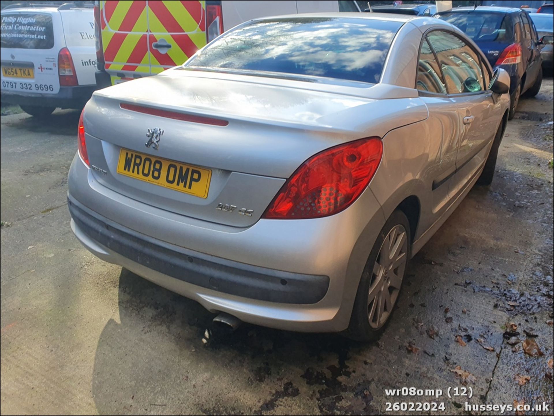 08/08 PEUGEOT 207 GT CC - 1598cc 2dr Convertible (Silver, 84k) - Image 12 of 33