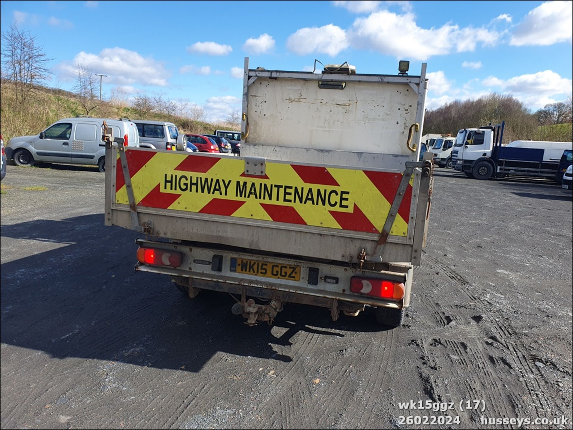 15/15 PEUGEOT BOXER 335 L2S HDI - 2198cc 2dr Tipper (White, 135k) - Image 18 of 40