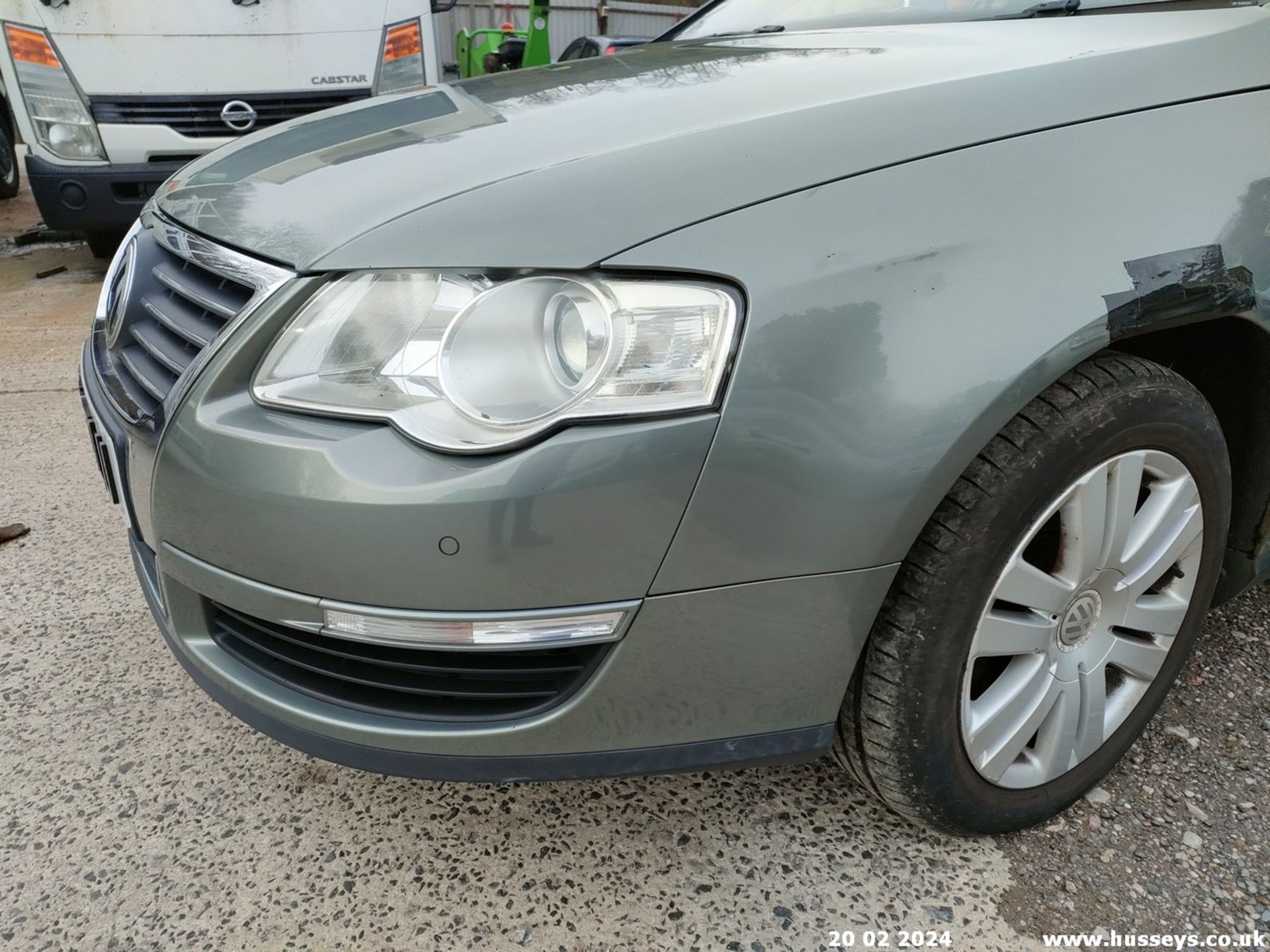 08/58 VOLKSWAGEN PASSAT SEL TDI - 1968cc 4dr Saloon (Green) - Image 14 of 49