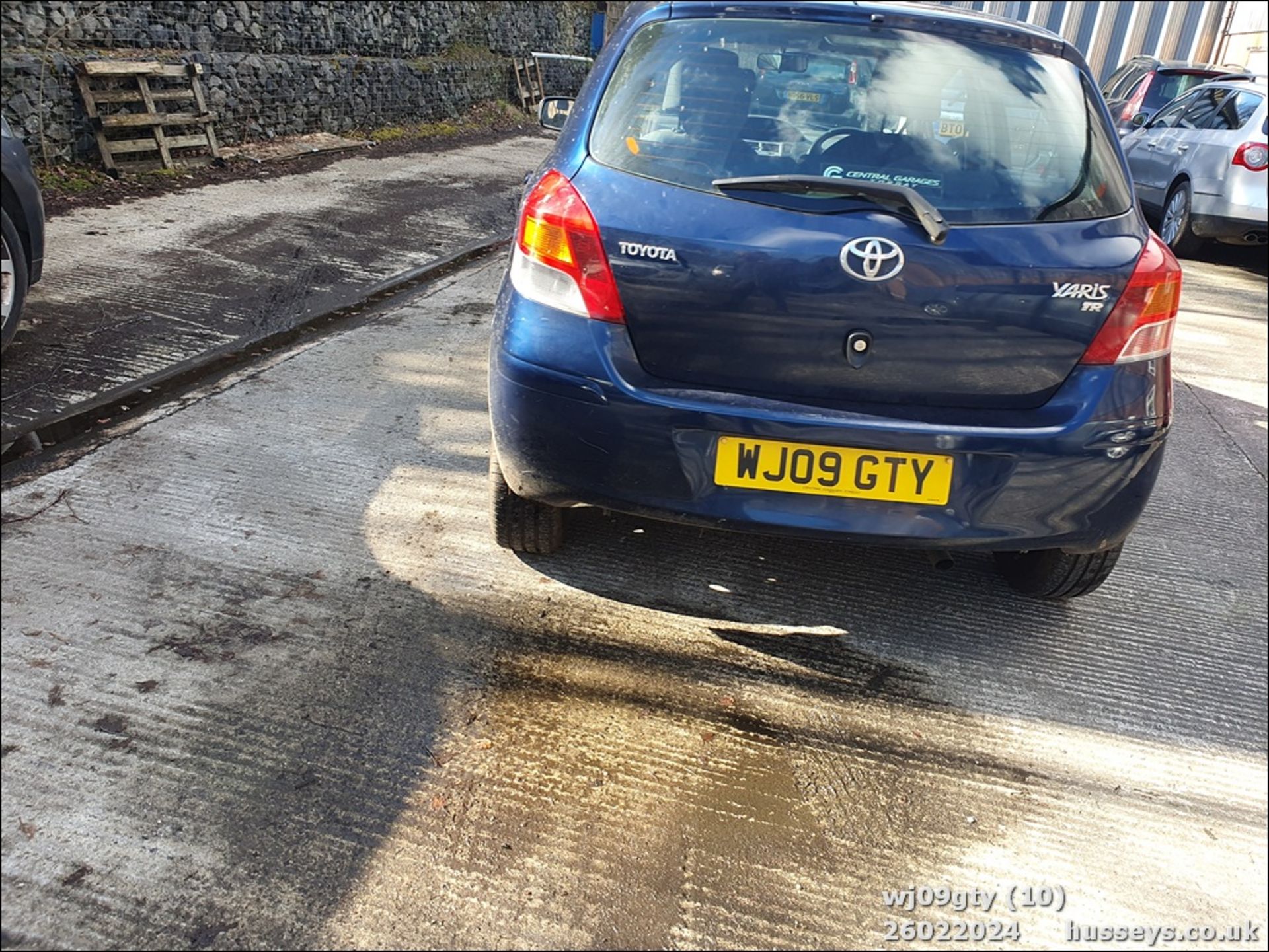 09/09 TOYOTA YARIS TR VVT-I S-A - 1329cc 5dr Hatchback (Blue, 72k) - Image 11 of 44