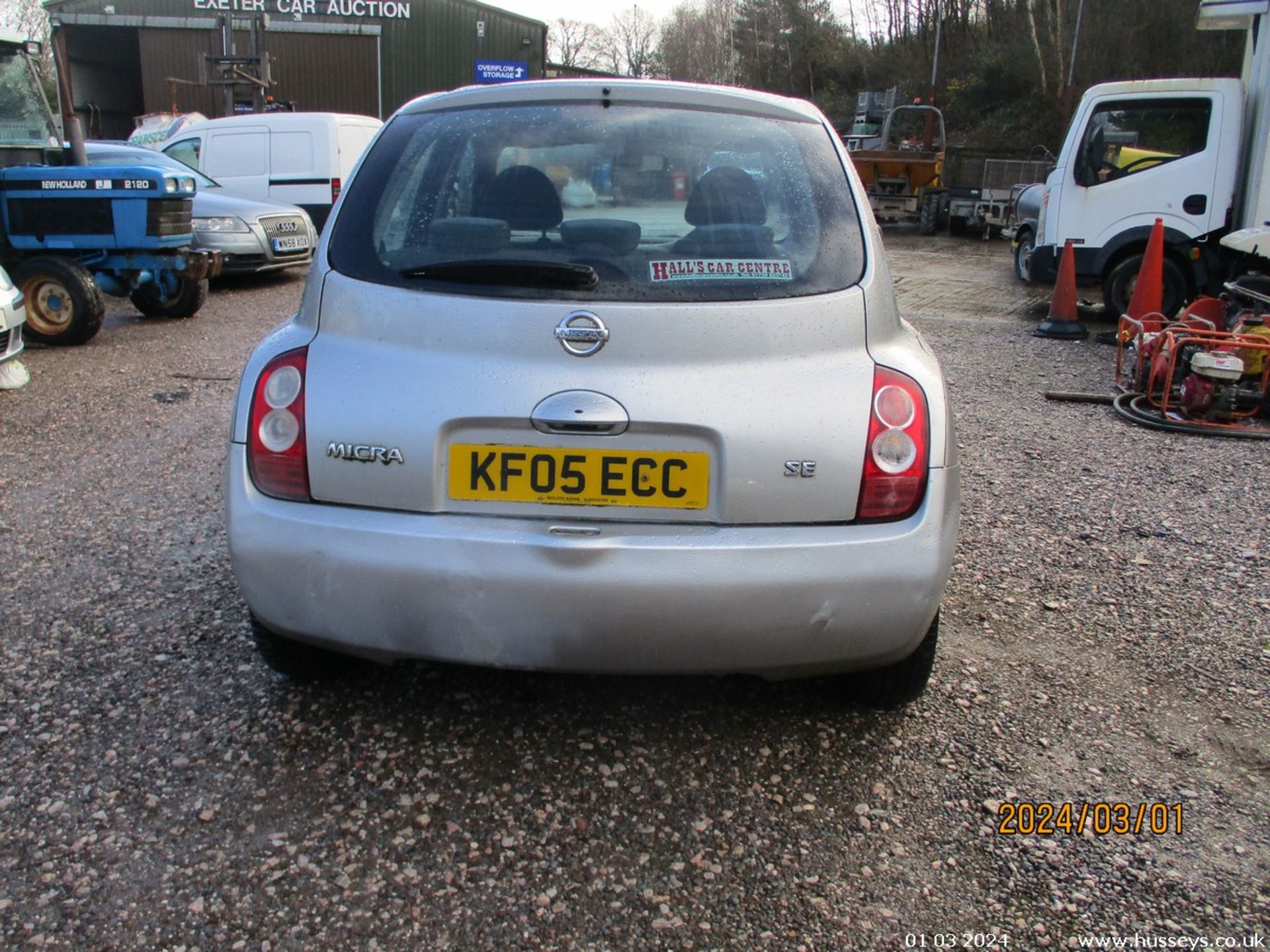 05/05 NISSAN MICRA SE AUTO - 1240cc 5dr Hatchback (Silver, 92k) - Image 5 of 18