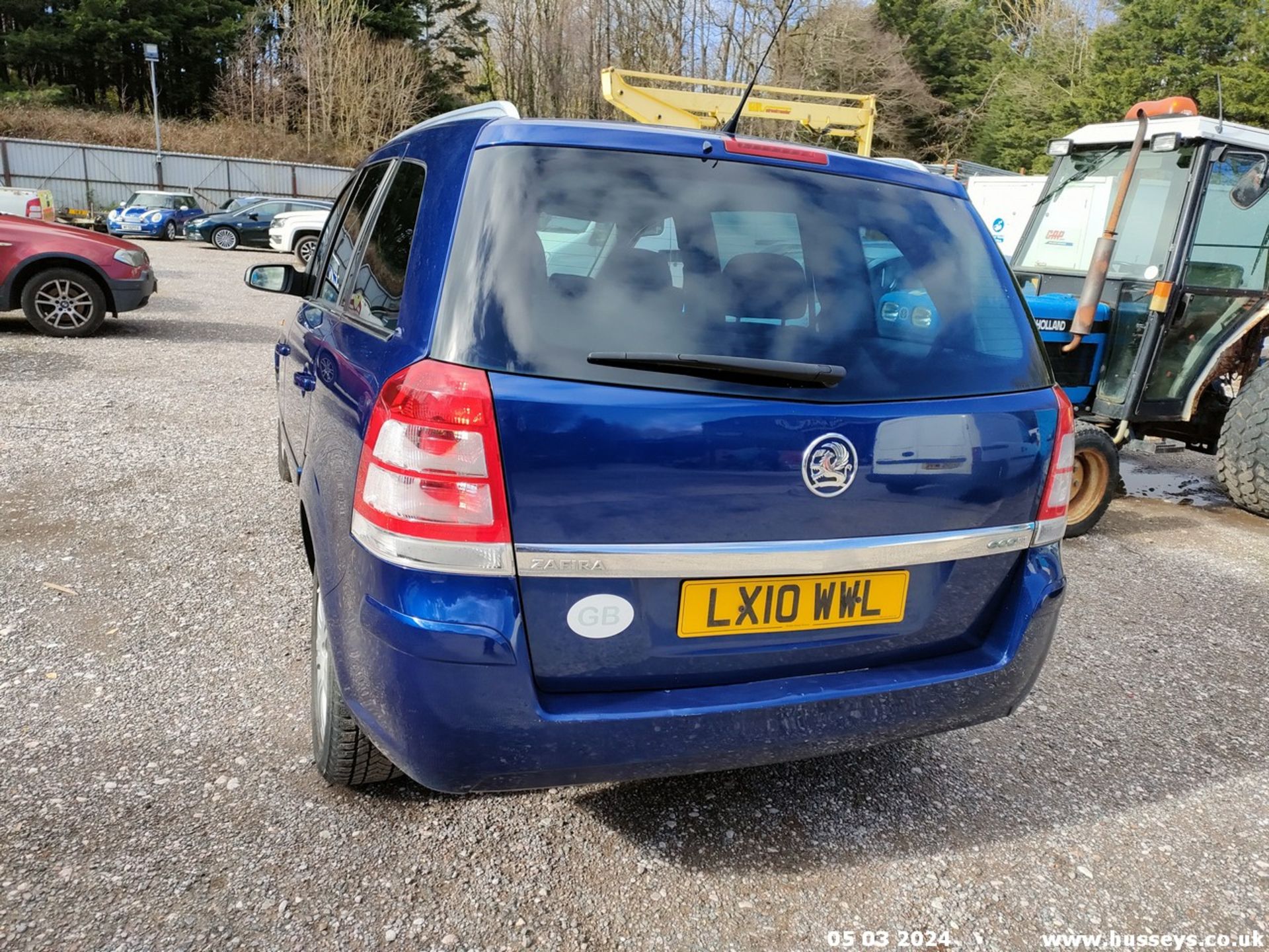 10/10 VAUXHALL ZAFIRA DESIGN CDTI E-FLEX - 1686cc 5dr MPV (Blue, 75k) - Image 27 of 52