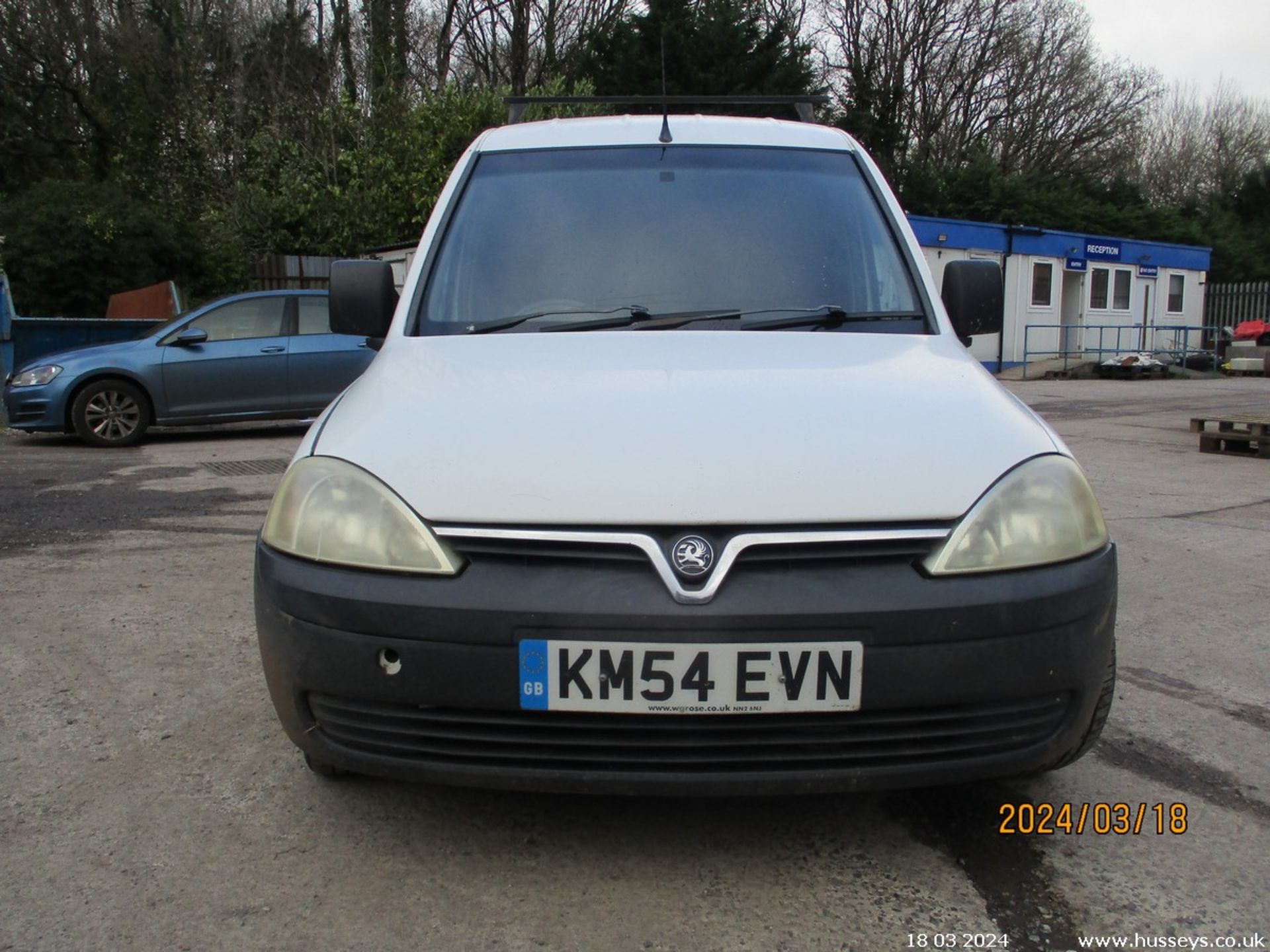 04/54 VAUXHALL COMBO 1700 CDTI 16V - 1686cc 4dr Van (White, 119k) - Image 6 of 25