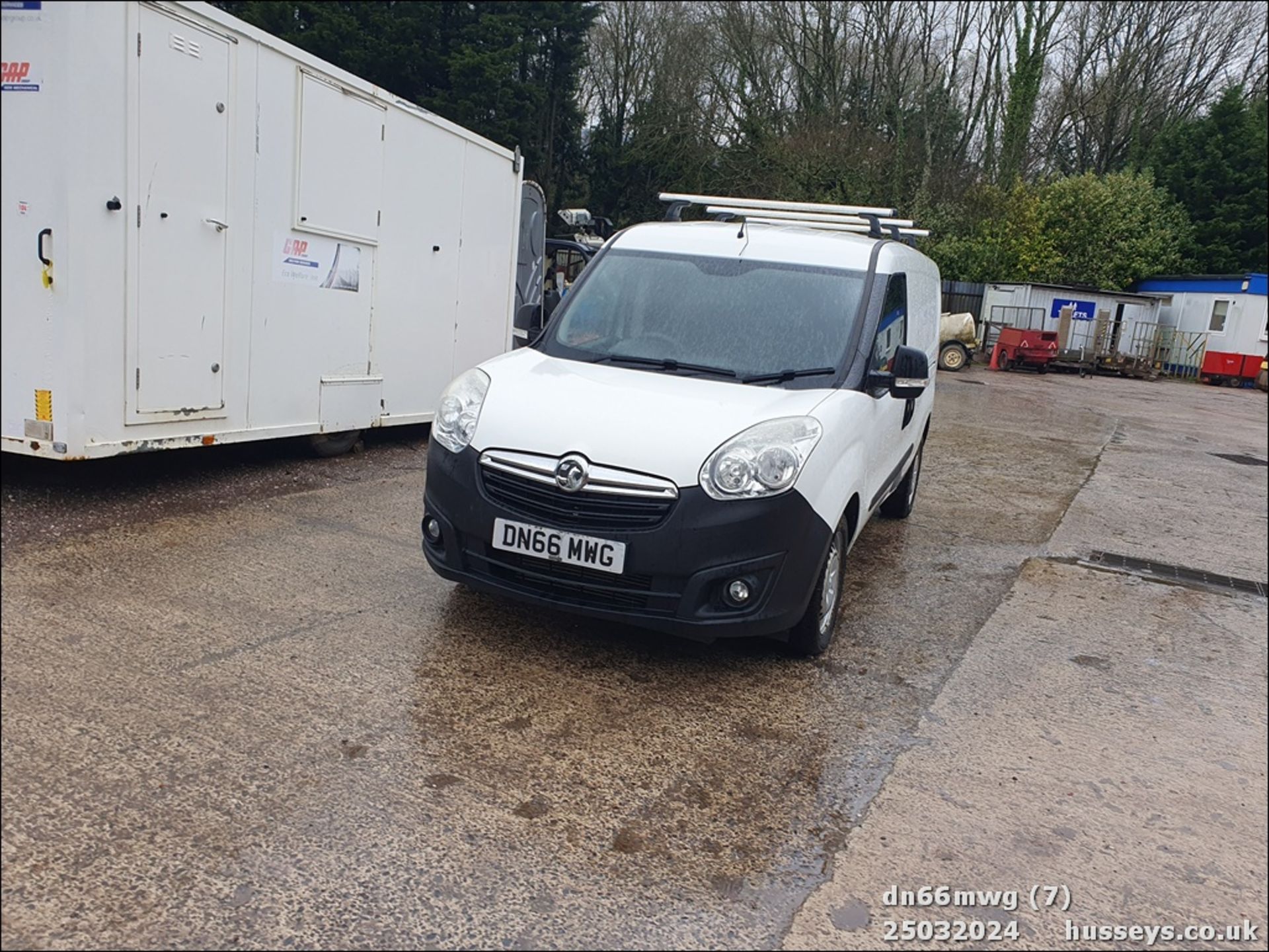 16/66 VAUXHALL COMBO 2300 CDTI ECOFLEX S - 1248cc 6dr Van (White, 85k) - Image 8 of 60