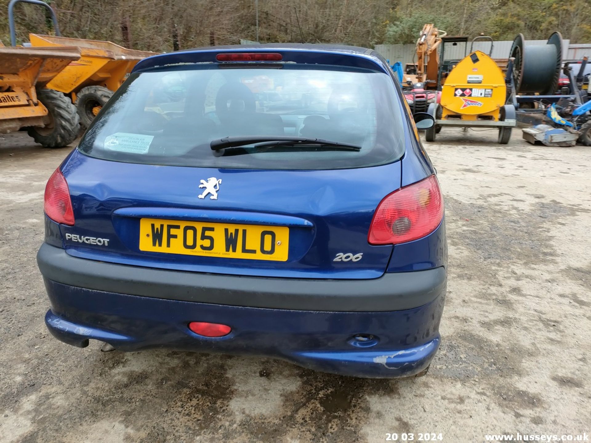 05/05 PEUGEOT 206 S - 1360cc 5dr Hatchback (Blue) - Bild 34 aus 63