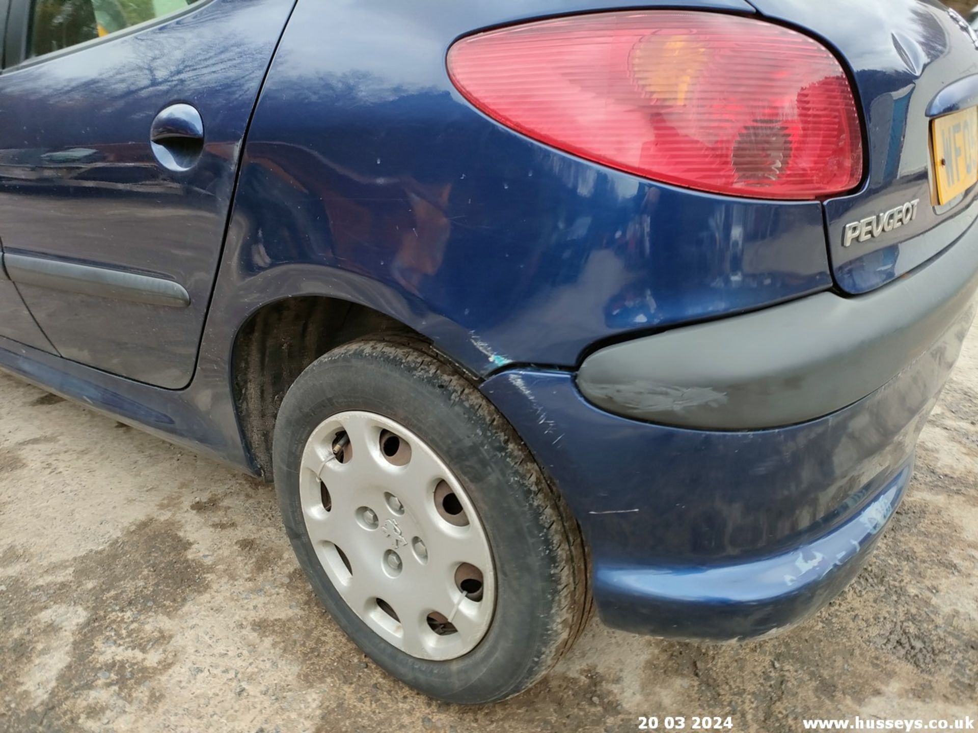 05/05 PEUGEOT 206 S - 1360cc 5dr Hatchback (Blue) - Image 29 of 63