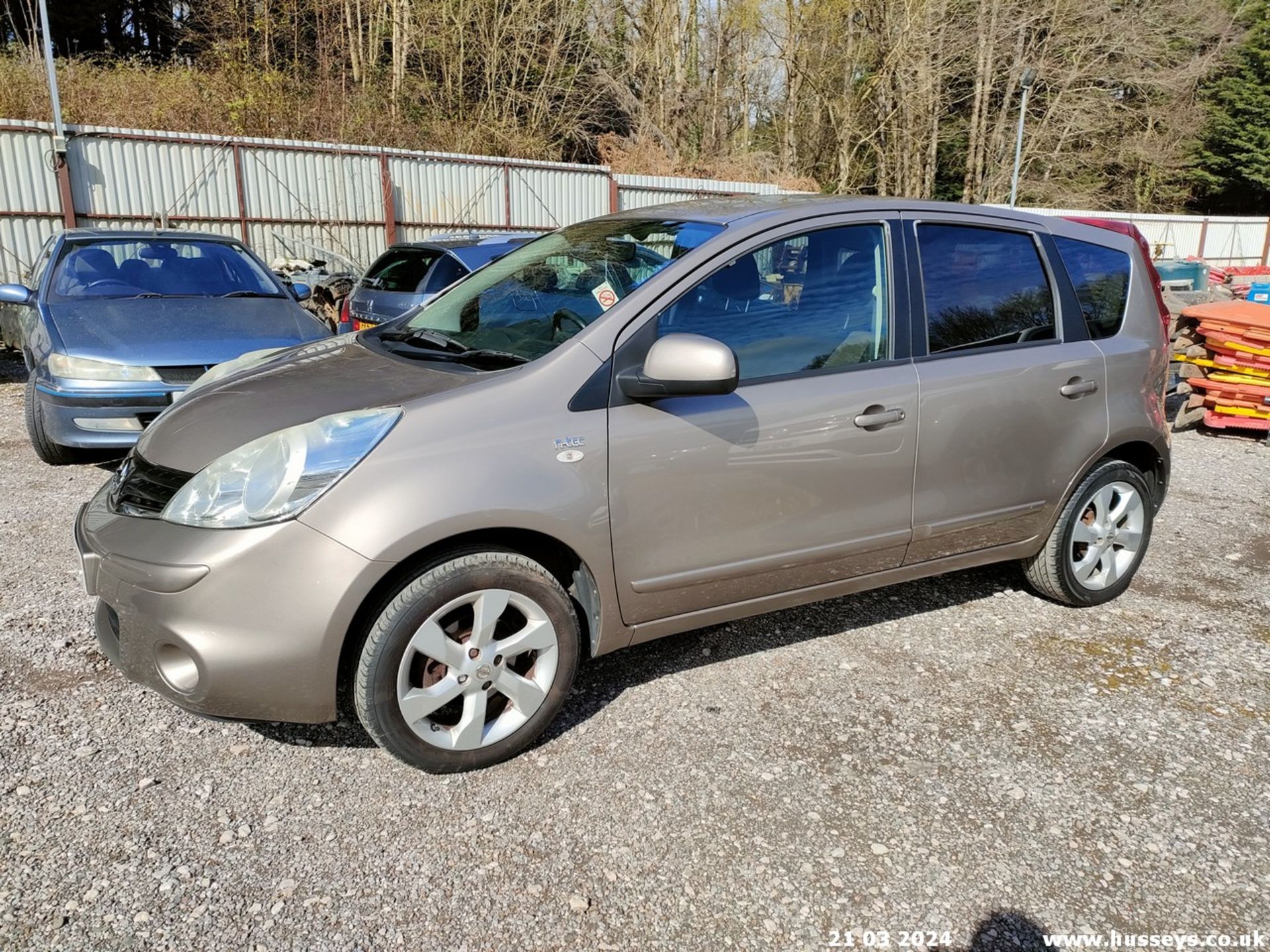 09/59 NISSAN NOTE N-TEC - 1386cc 5dr MPV (Beige, 119k) - Image 19 of 68