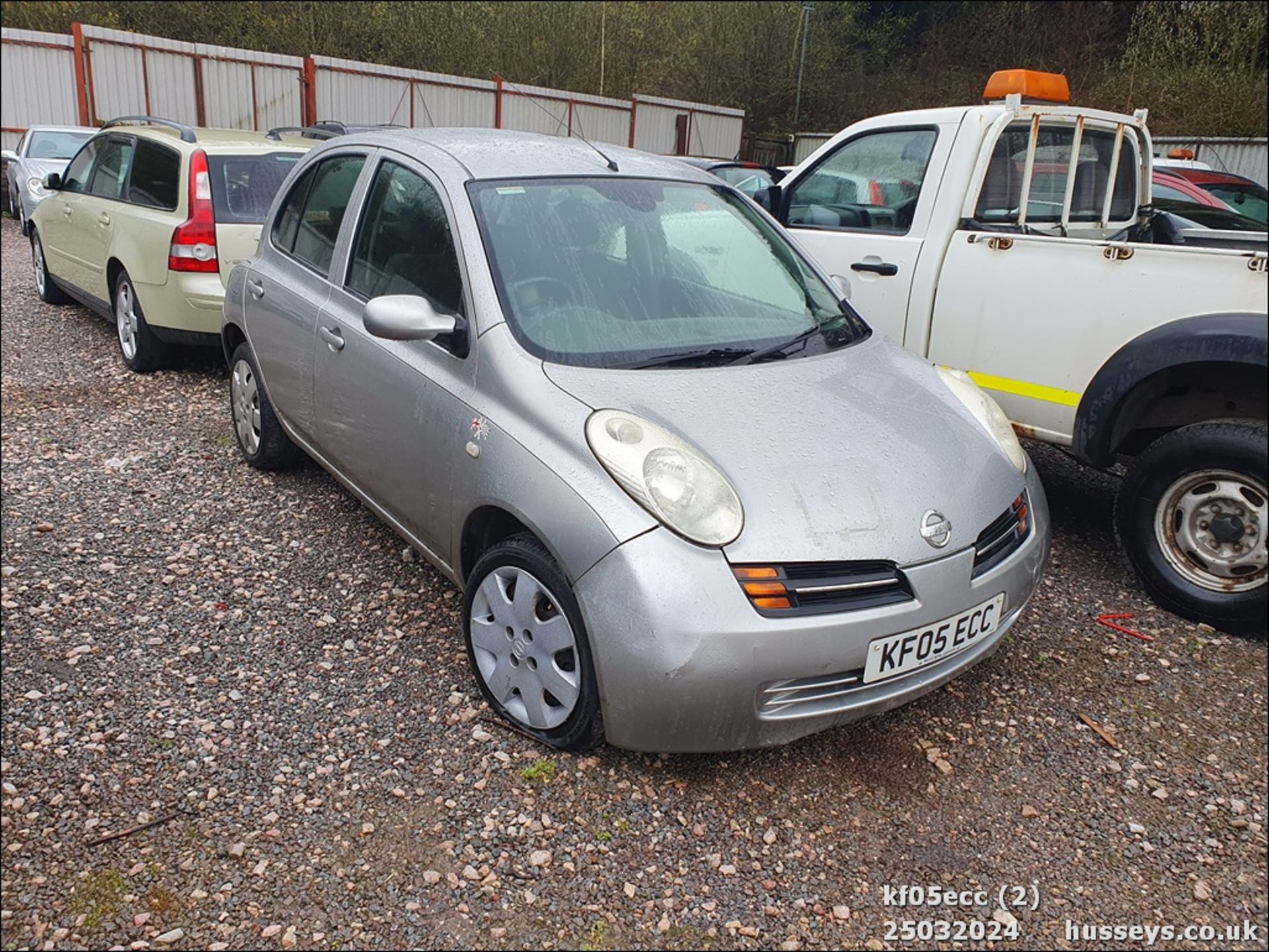 05/05 NISSAN MICRA SE AUTO - 1240cc 5dr Hatchback (Silver, 92k) - Image 3 of 12