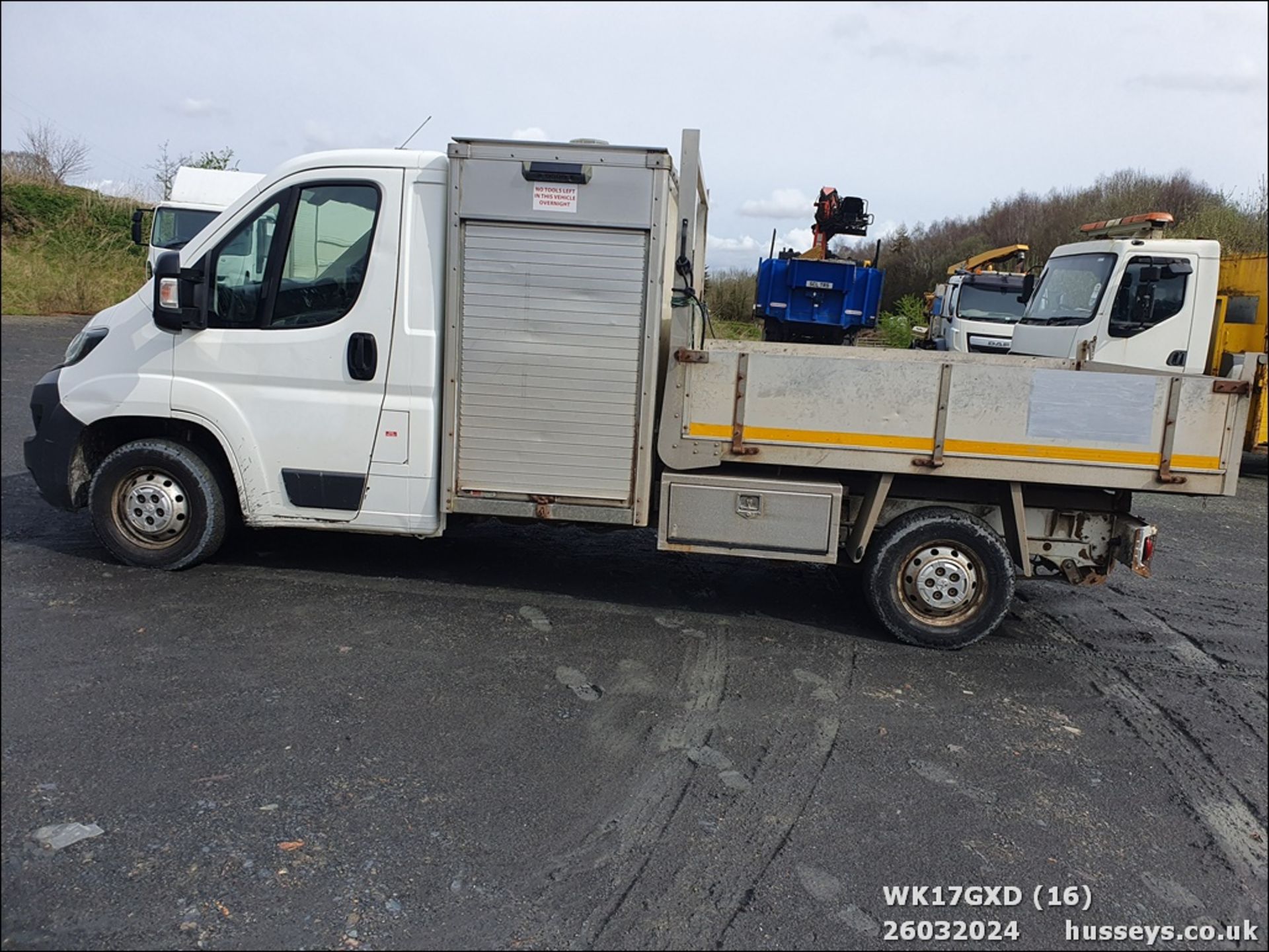 17/17 PEUGEOT BOXER 335 L2S BLUE HDI - 1997cc 2dr Tipper (White) - Image 16 of 46