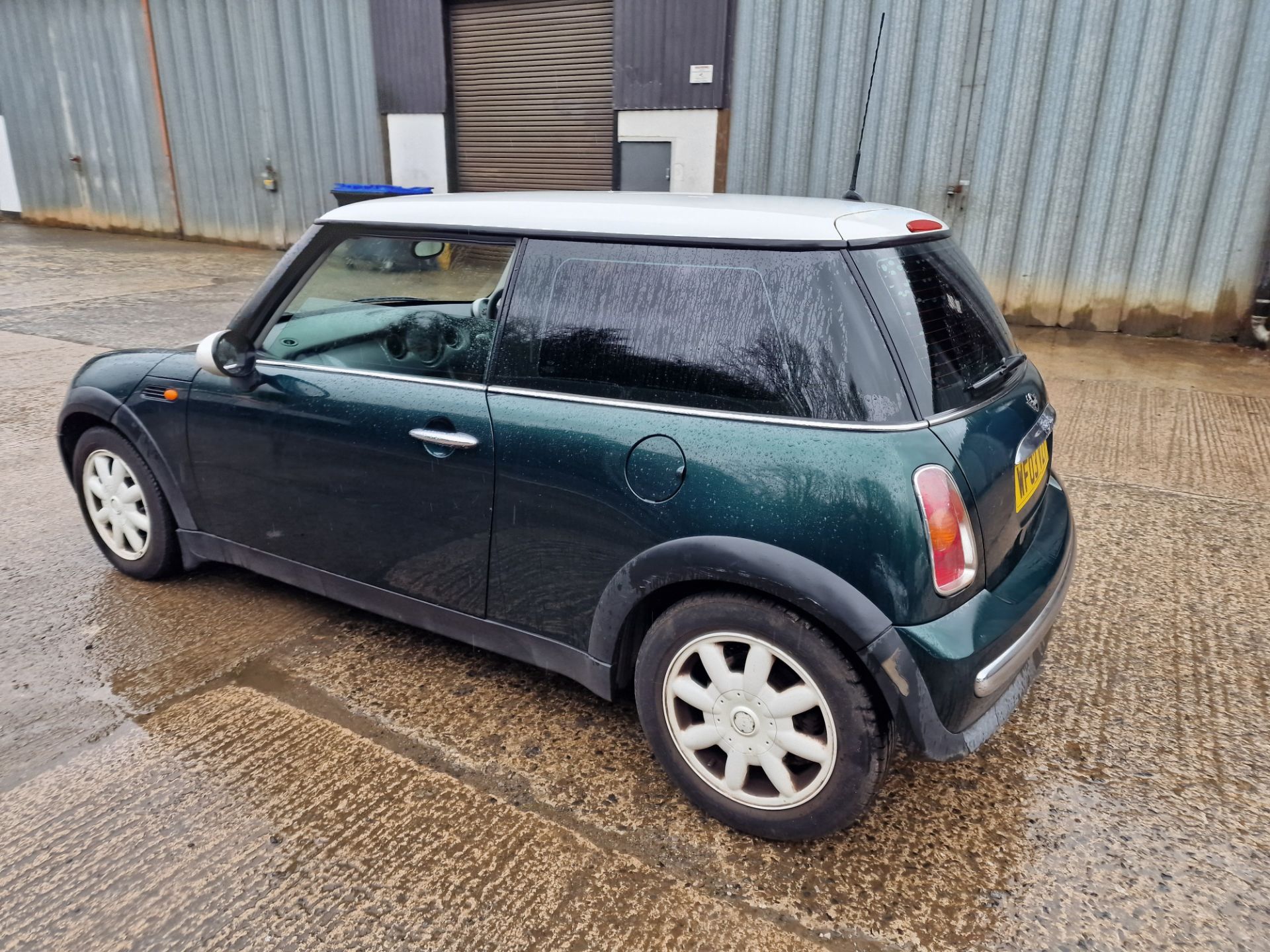 03/03 MINI MINI COOPER - 1598cc 3dr Hatchback (Green, 109k) - Image 15 of 40