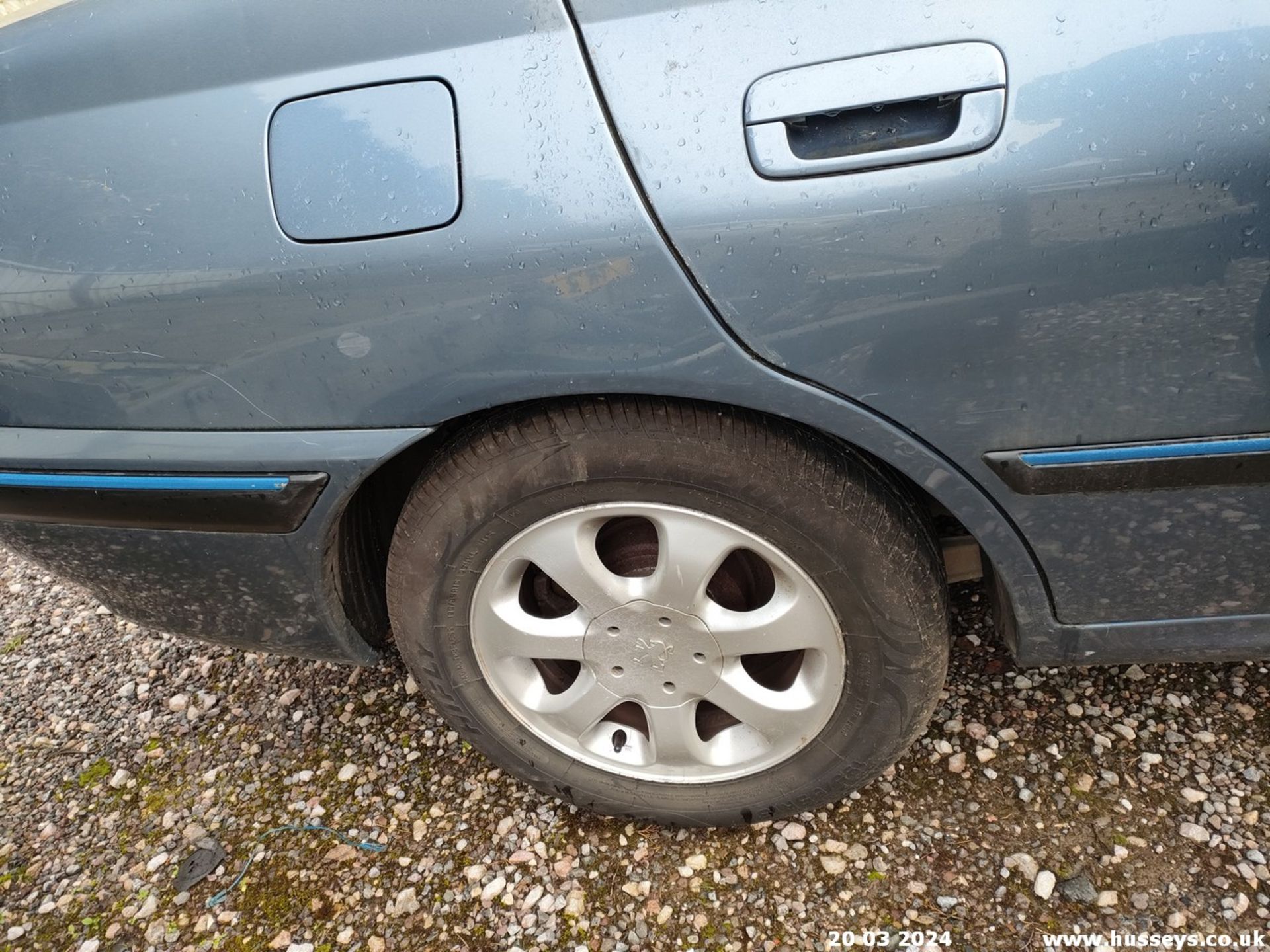 02/51 PEUGEOT 406 GTX HDI AUTO - 1997cc 4dr Saloon (Blue) - Image 38 of 59