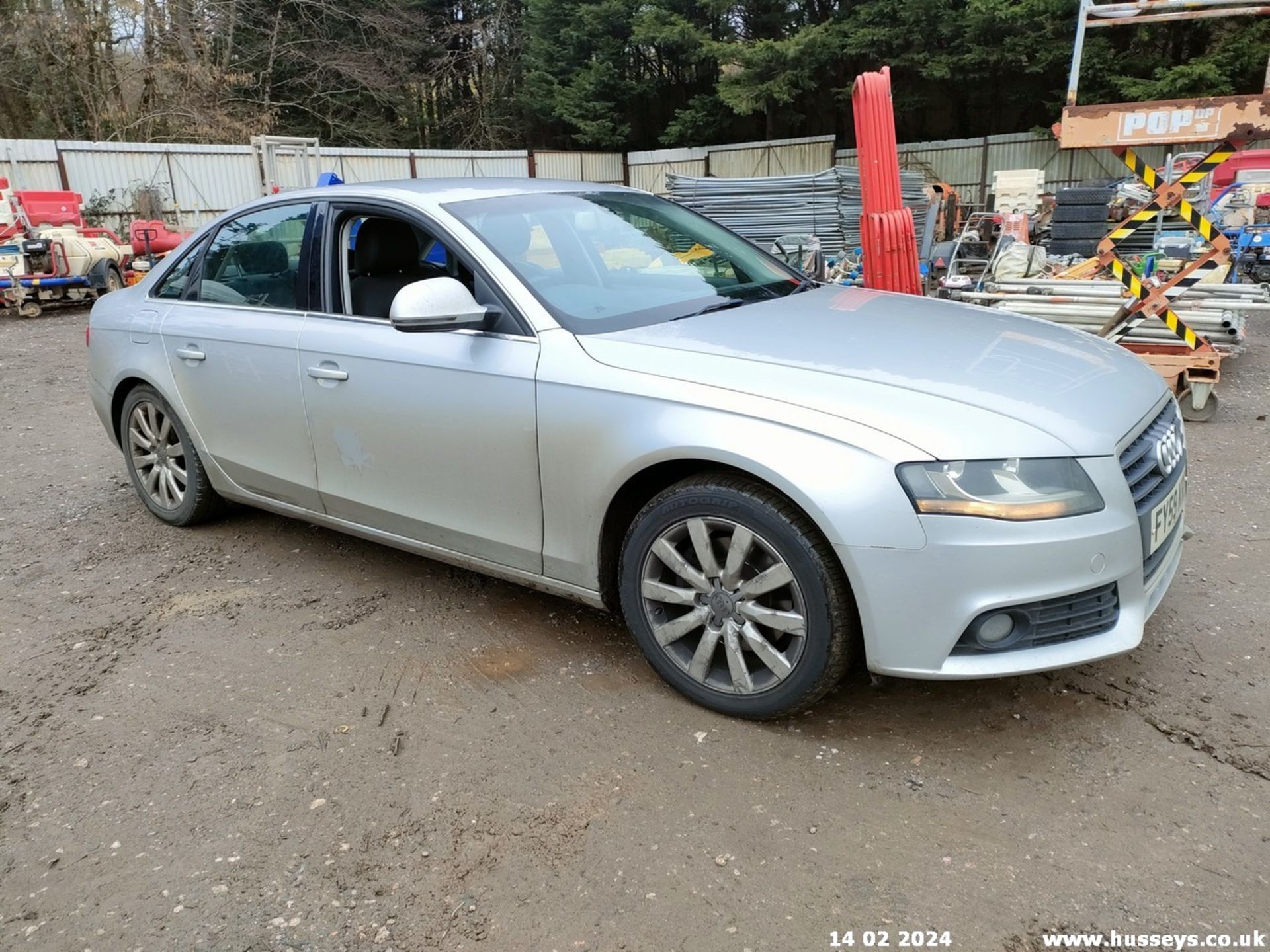 09/59 AUDI A4 SE TDI CVT - 1968cc 4dr Saloon (Silver, 125k) - Image 2 of 50