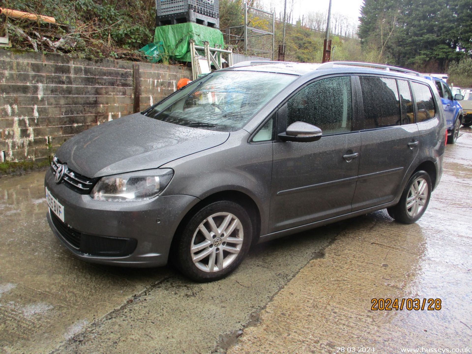 15/15 VOLKSWAGEN TOURAN SE BLUEMOTION T TD - 1968cc 5dr MPV (Grey, 131k) - Image 9 of 21