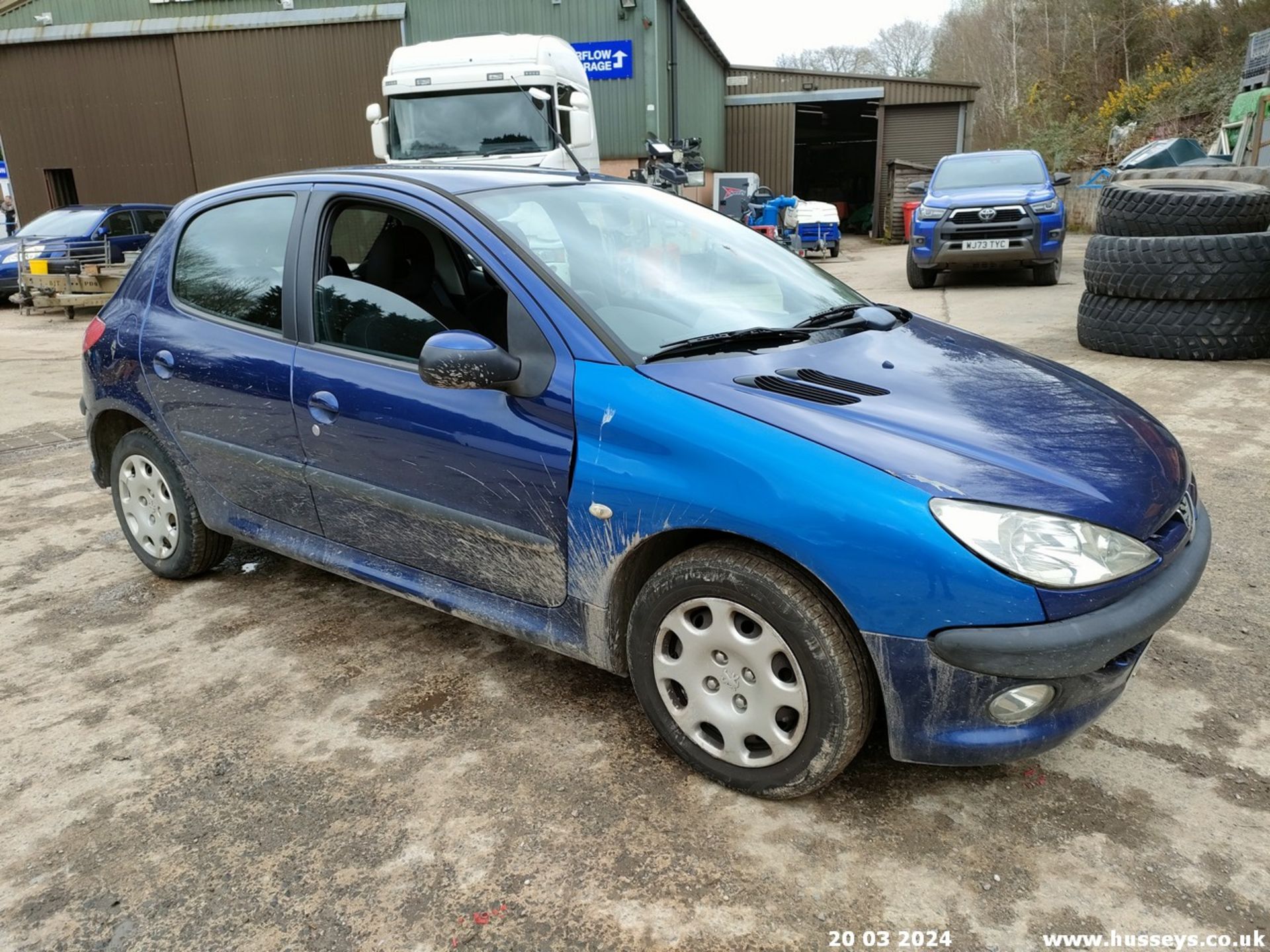 05/05 PEUGEOT 206 S - 1360cc 5dr Hatchback (Blue) - Bild 2 aus 63