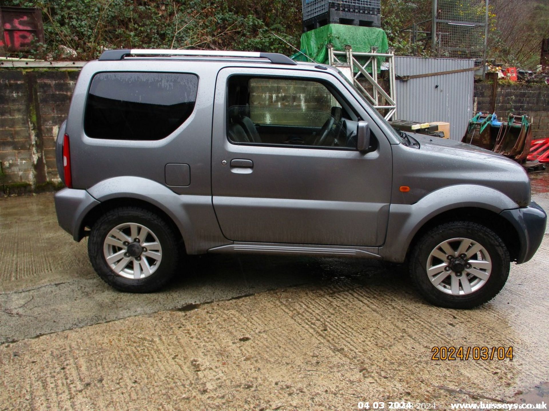 10/10 SUZUKI JIMNY SZ4 - 1328cc 3dr Estate (Grey, 117k) - Image 77 of 78