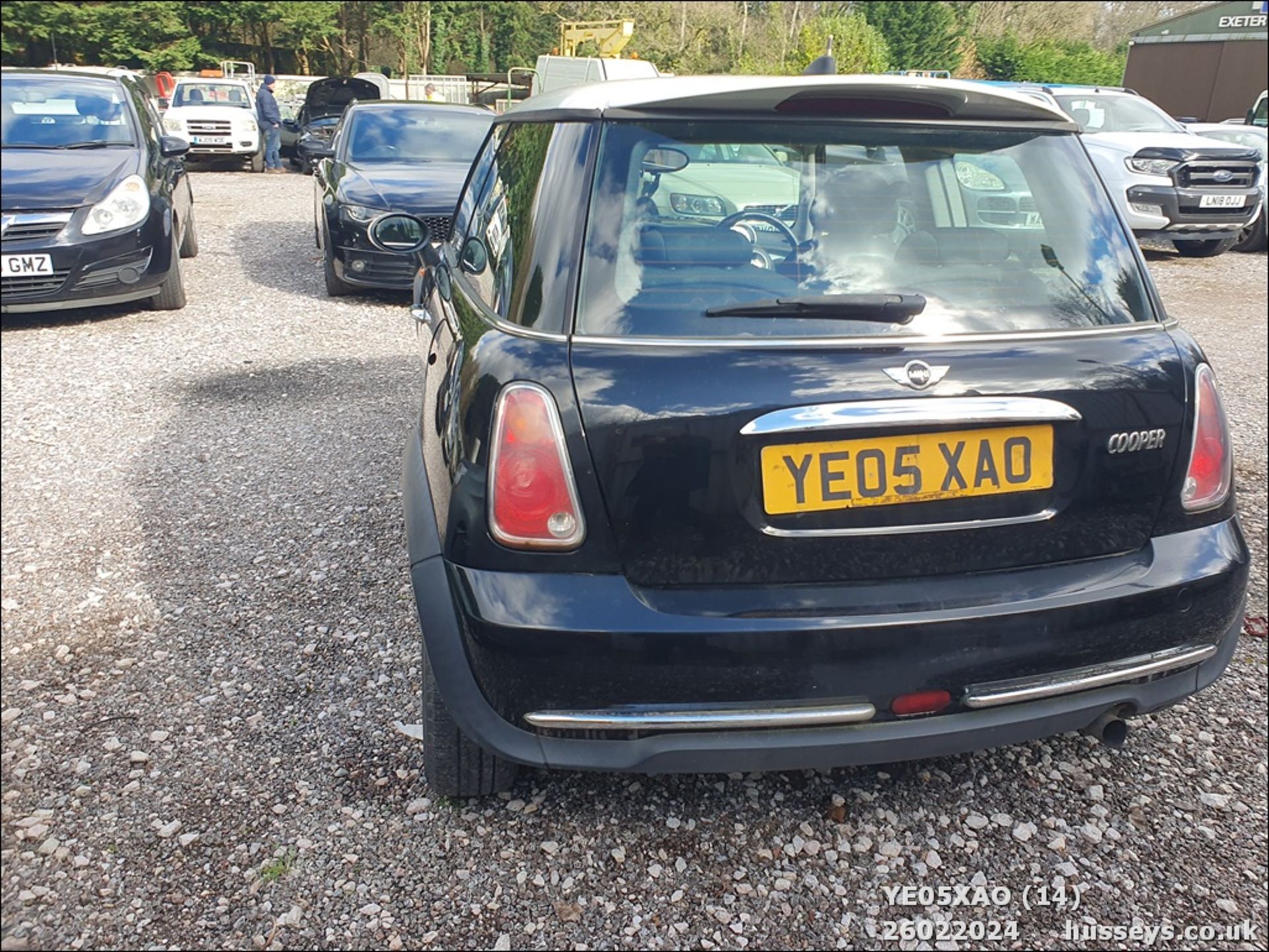 05/05 MINI MINI COOPER - 1598cc 3dr Hatchback (Black) - Image 15 of 31