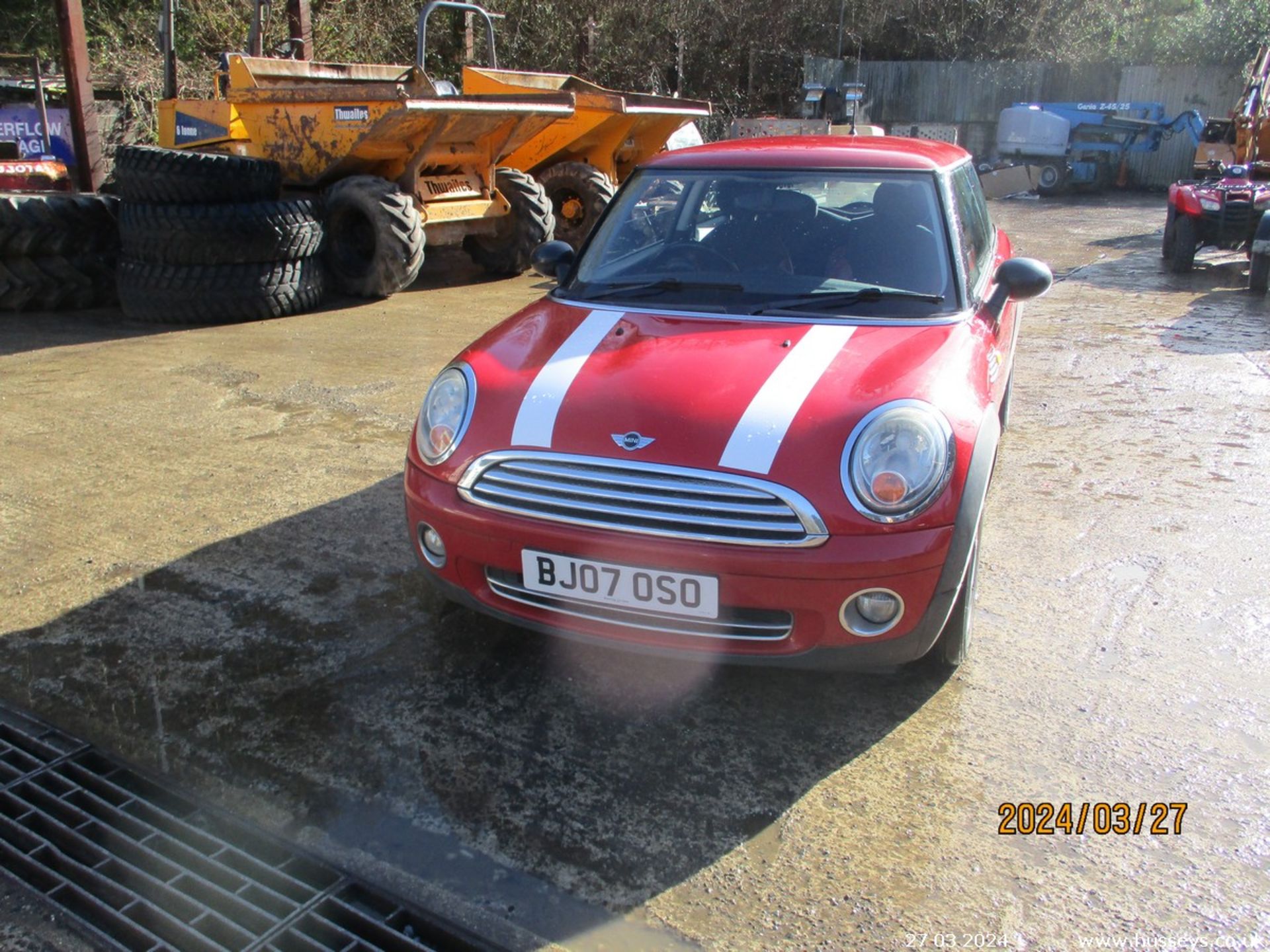 07/07 MINI ONE - 1397cc 3dr Hatchback (Red, 86k) - Image 10 of 20