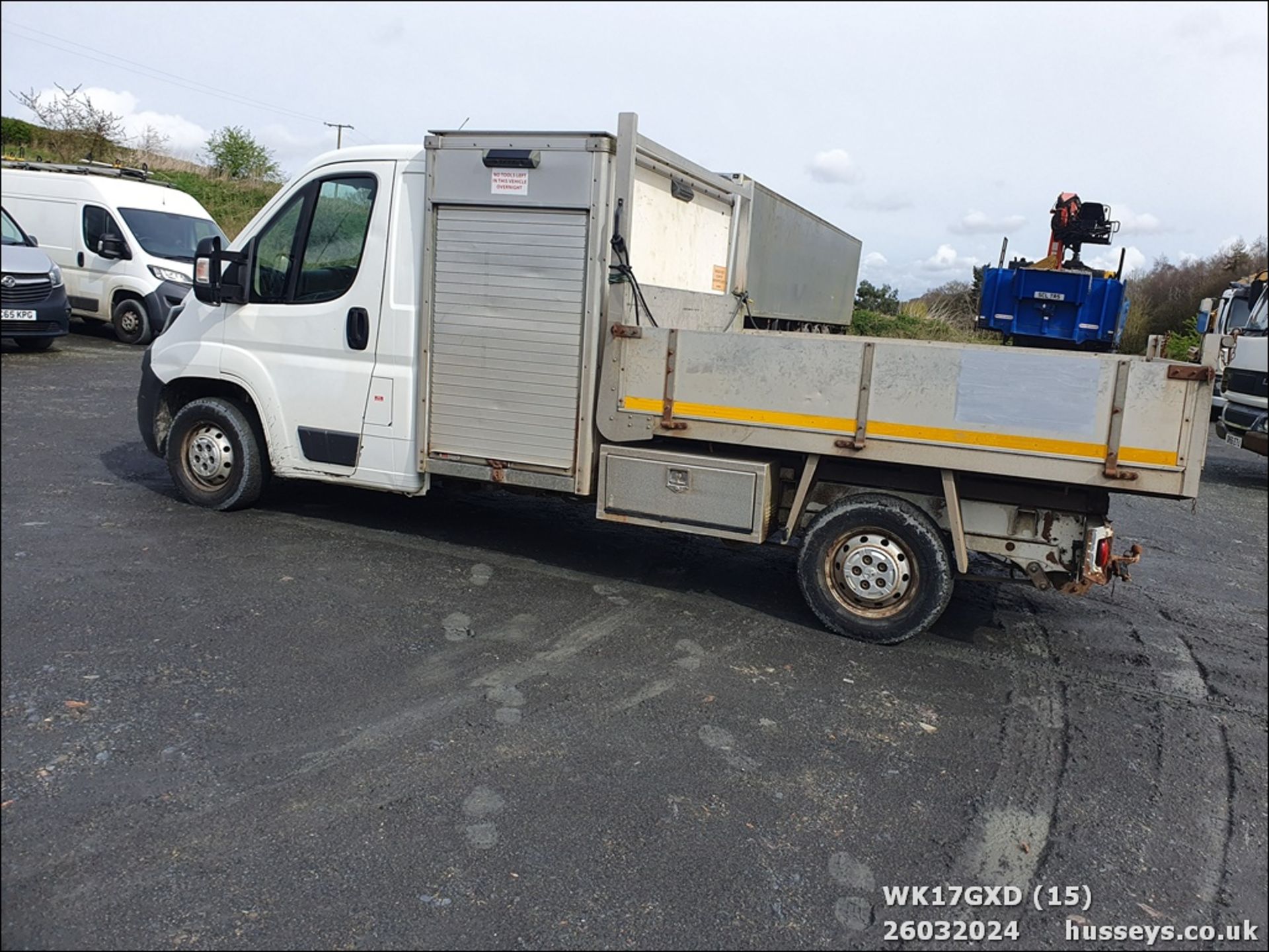 17/17 PEUGEOT BOXER 335 L2S BLUE HDI - 1997cc 2dr Tipper (White) - Image 15 of 46