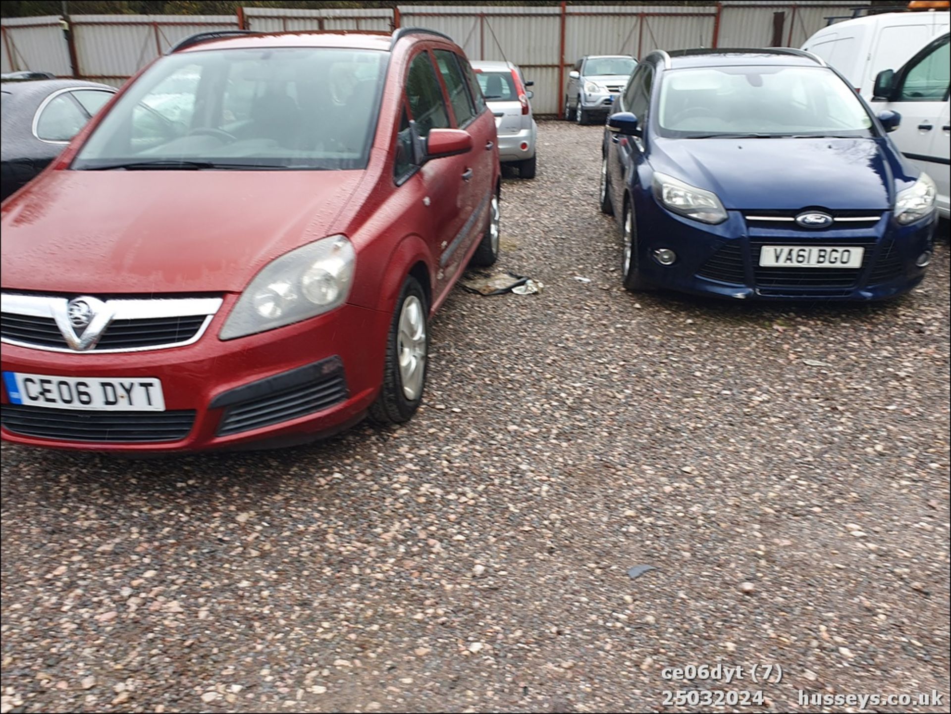 06/06 VAUXHALL ZAFIRA LIFE - 1598cc 5dr MPV (Red) - Image 8 of 42