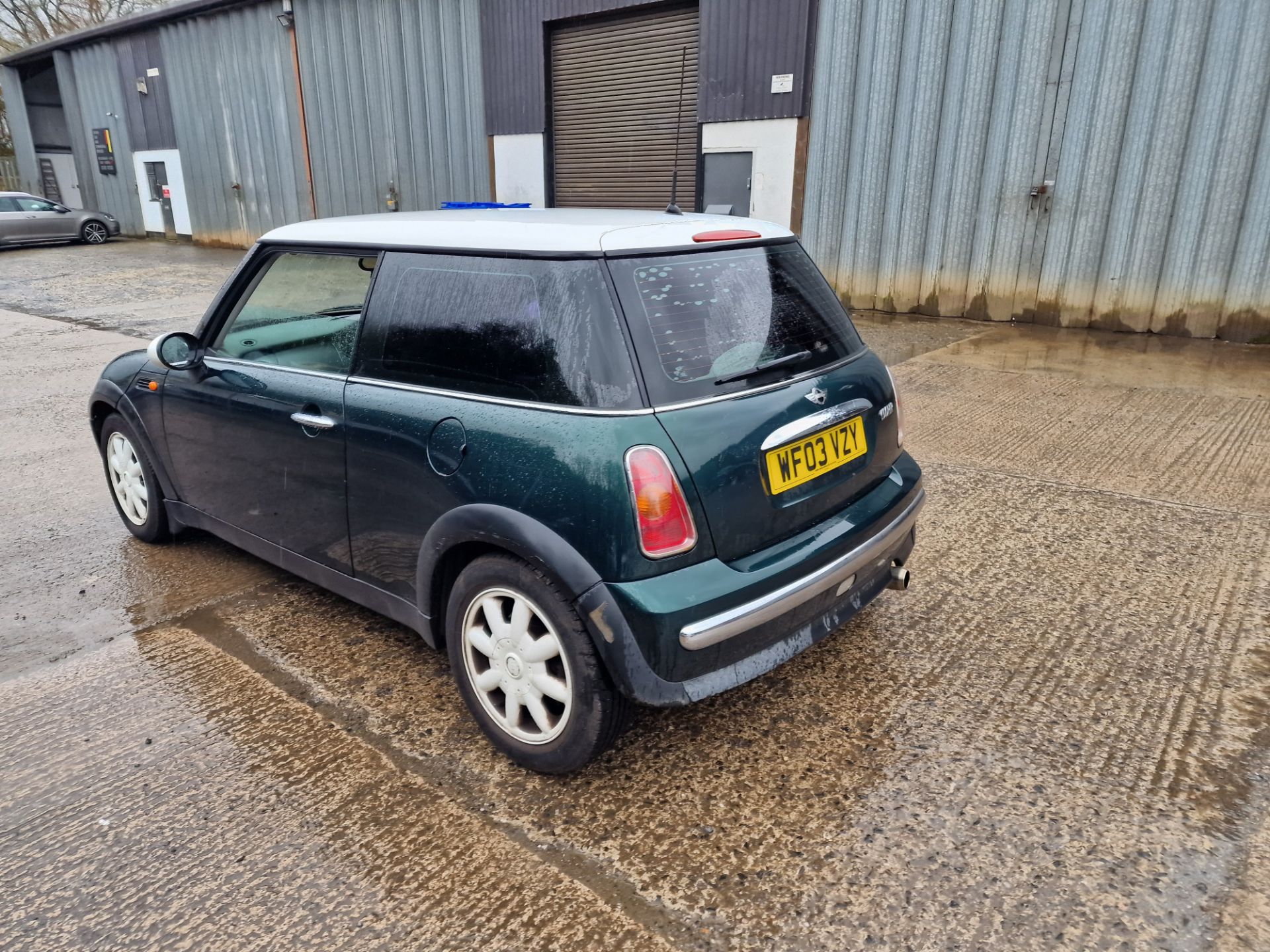 03/03 MINI MINI COOPER - 1598cc 3dr Hatchback (Green, 109k) - Image 16 of 40